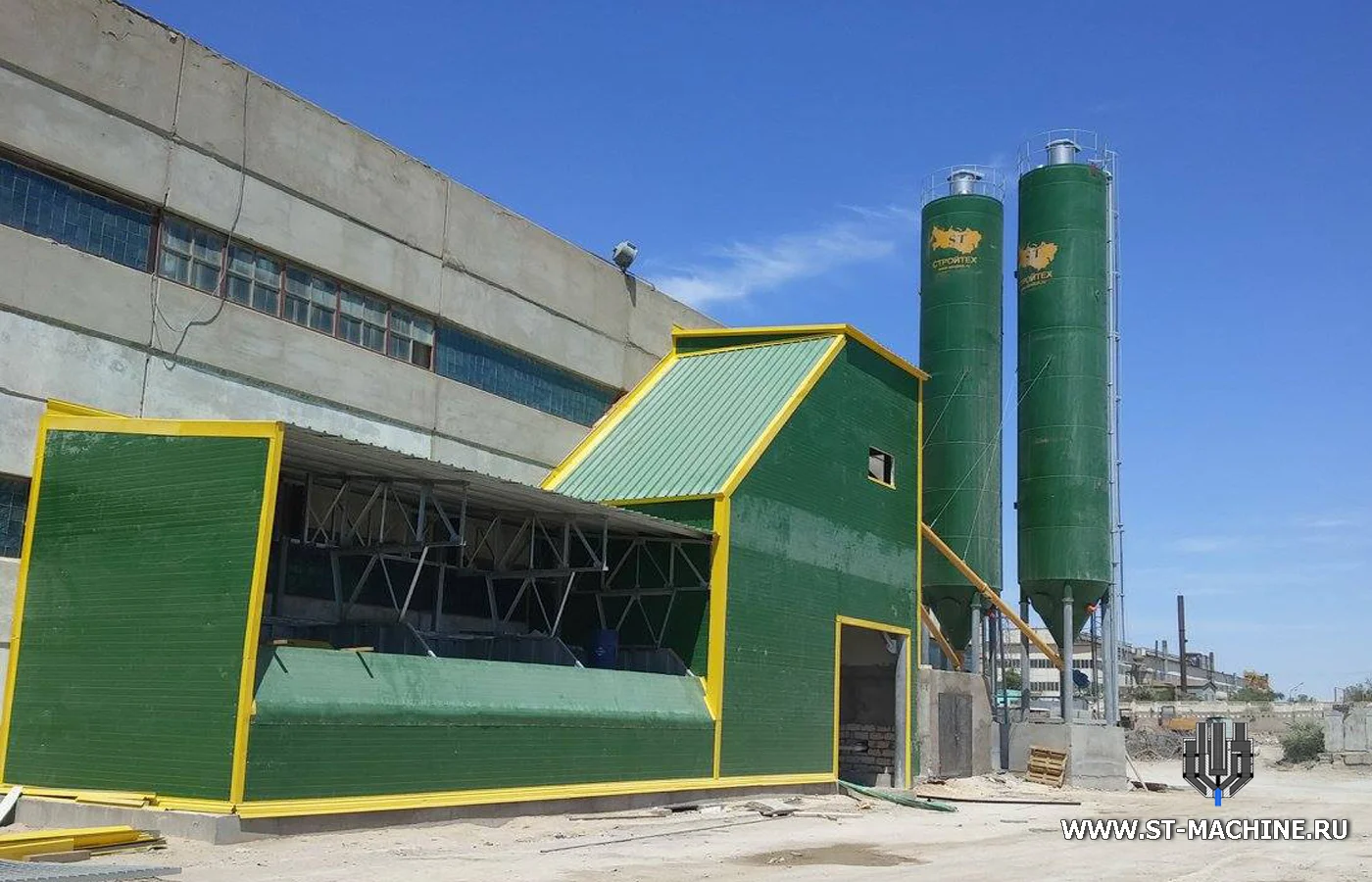 st concrete mixing plant.jpg