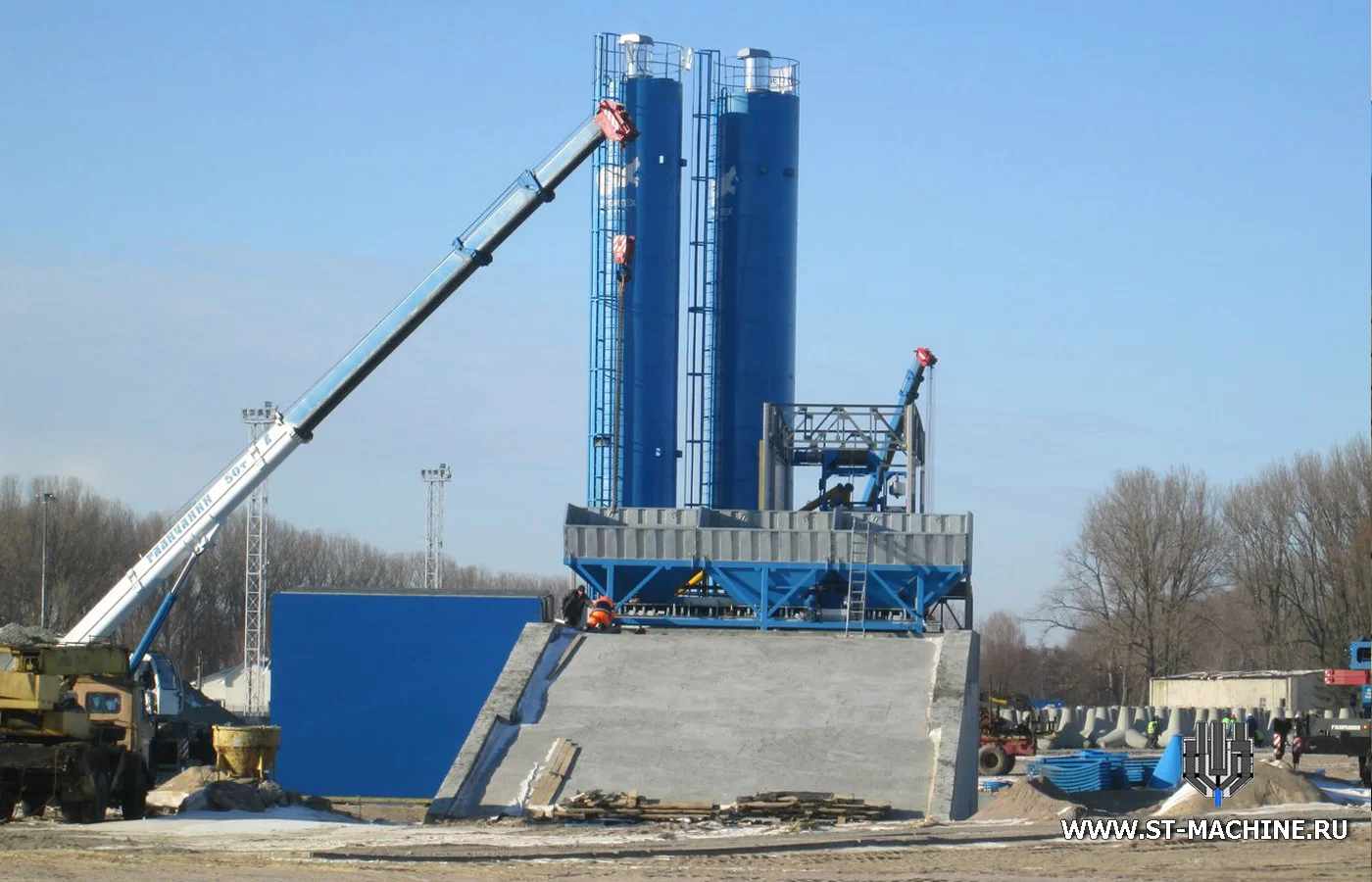stationary concrete plant.jpg