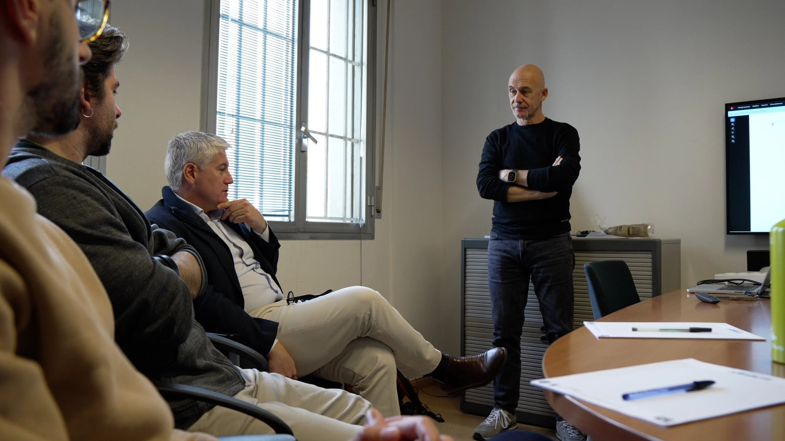 Sessione di formazione aziendale sulla corretta redazione e gestione dei manuali tecnici, tenuta dai professionisti di Ailati Network.