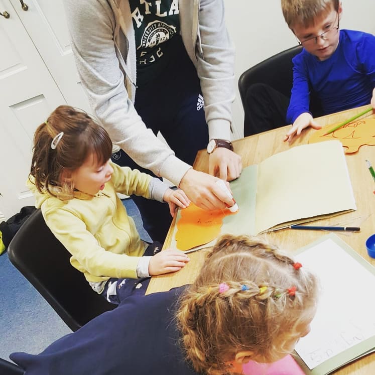 Exploring the theme of Halloween, French for Kids, 2018.