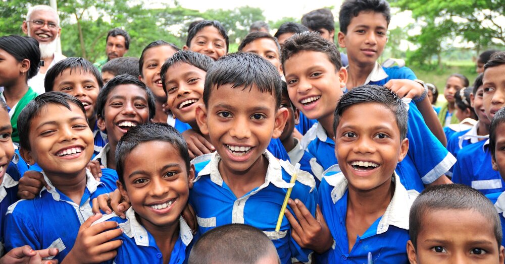 Bangladesh school children