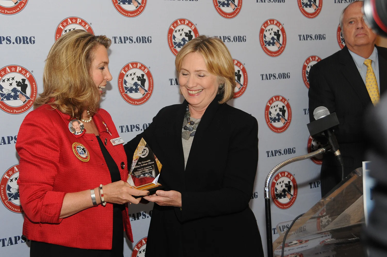  "Support Our Troops" Bracelet Debuts at TAPS Event Honoring America's Fallen Heroes