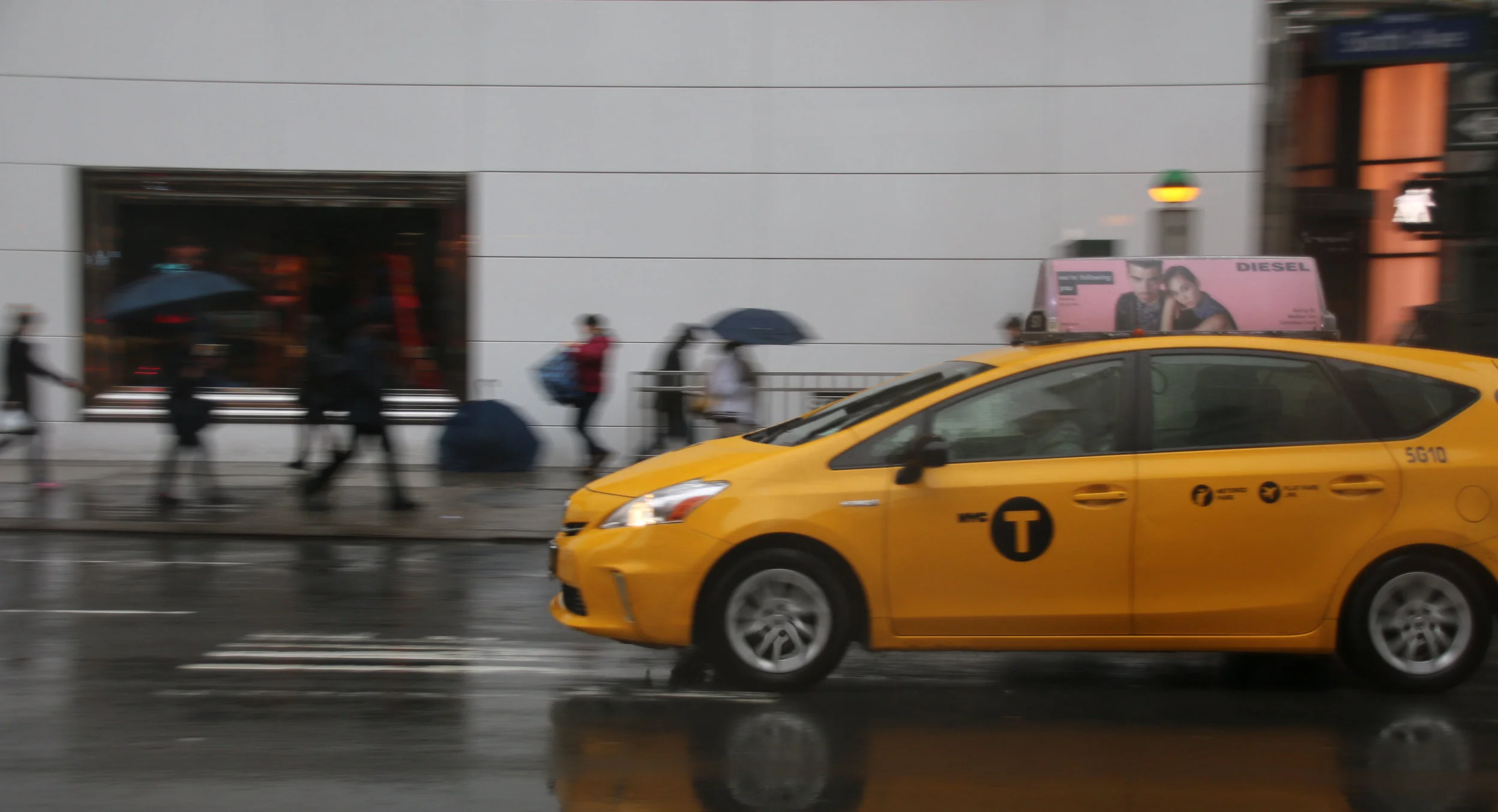 Diesel - New York Taxi Top (1).jpg