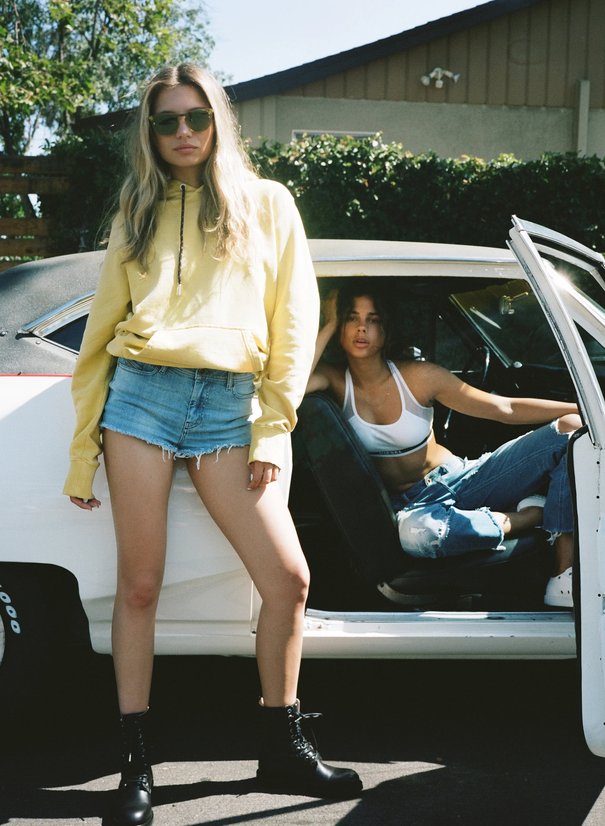 Couple_Beach_Rooftop_Car.JPG