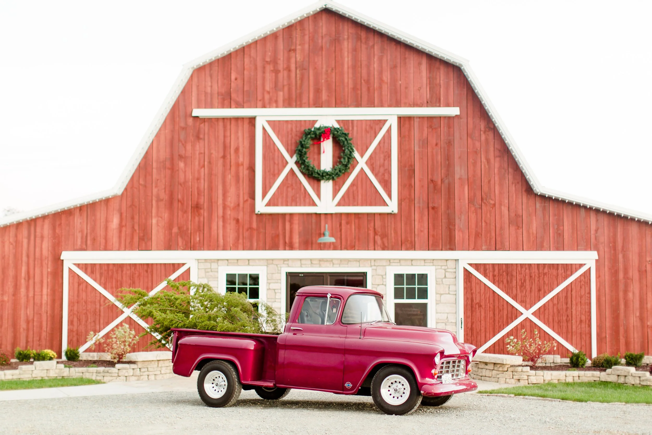 A Magical Winter Wonderland: Planning a Winter or Holiday Wedding Near St. Louis
