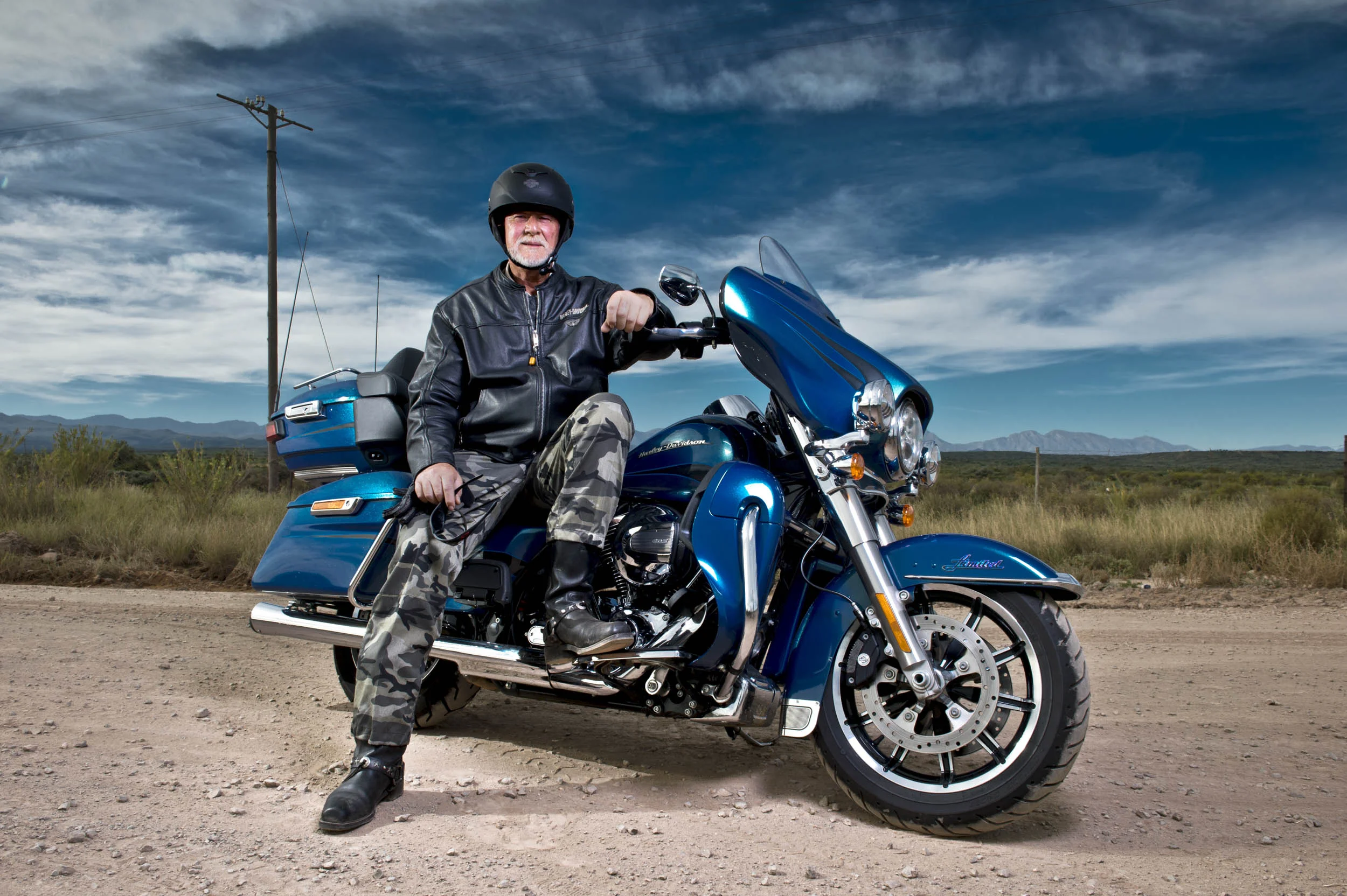 Feature on Harleys 