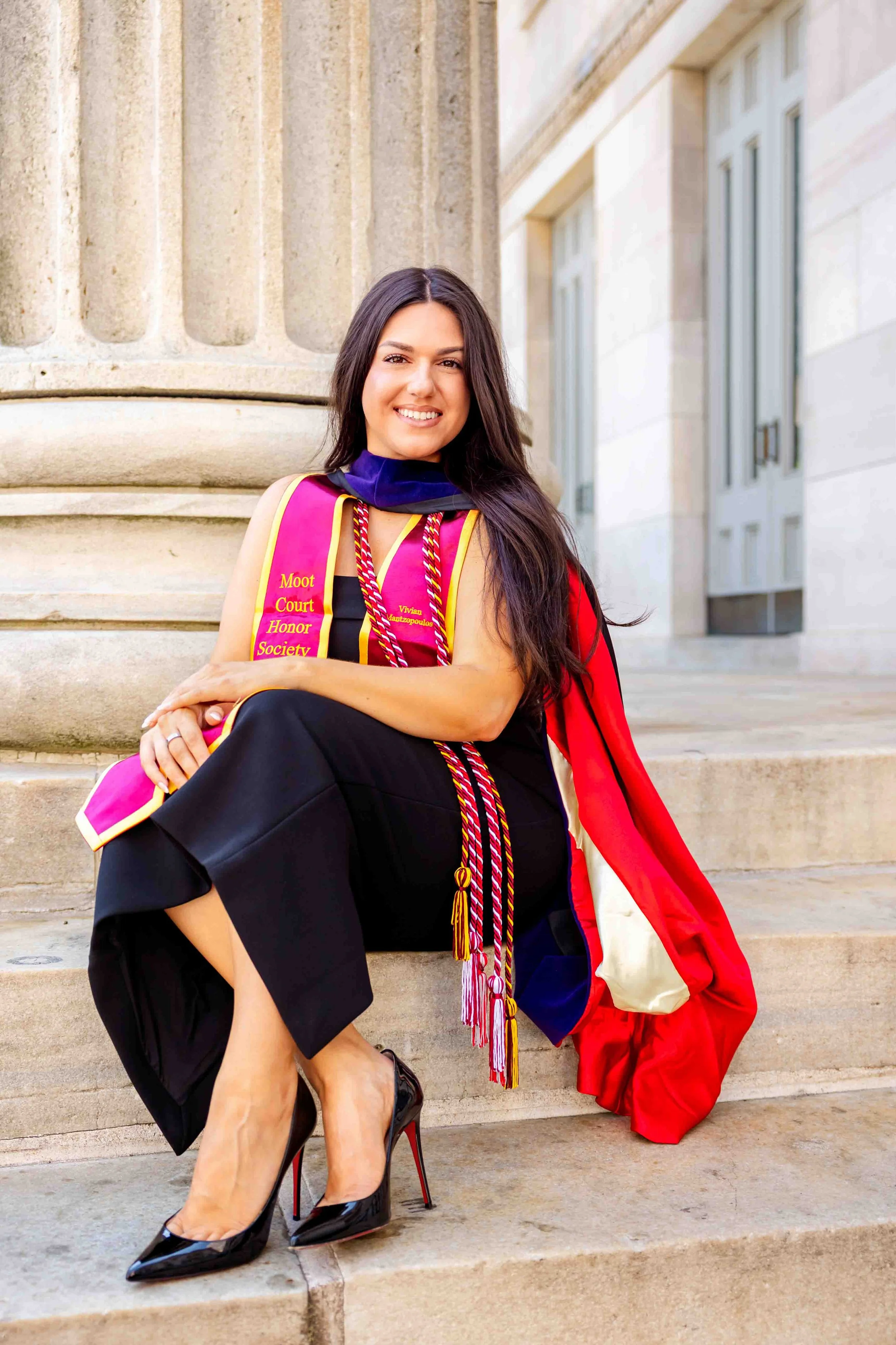 2026May-ESP_Graduation-Portraits_VM-6.jpg