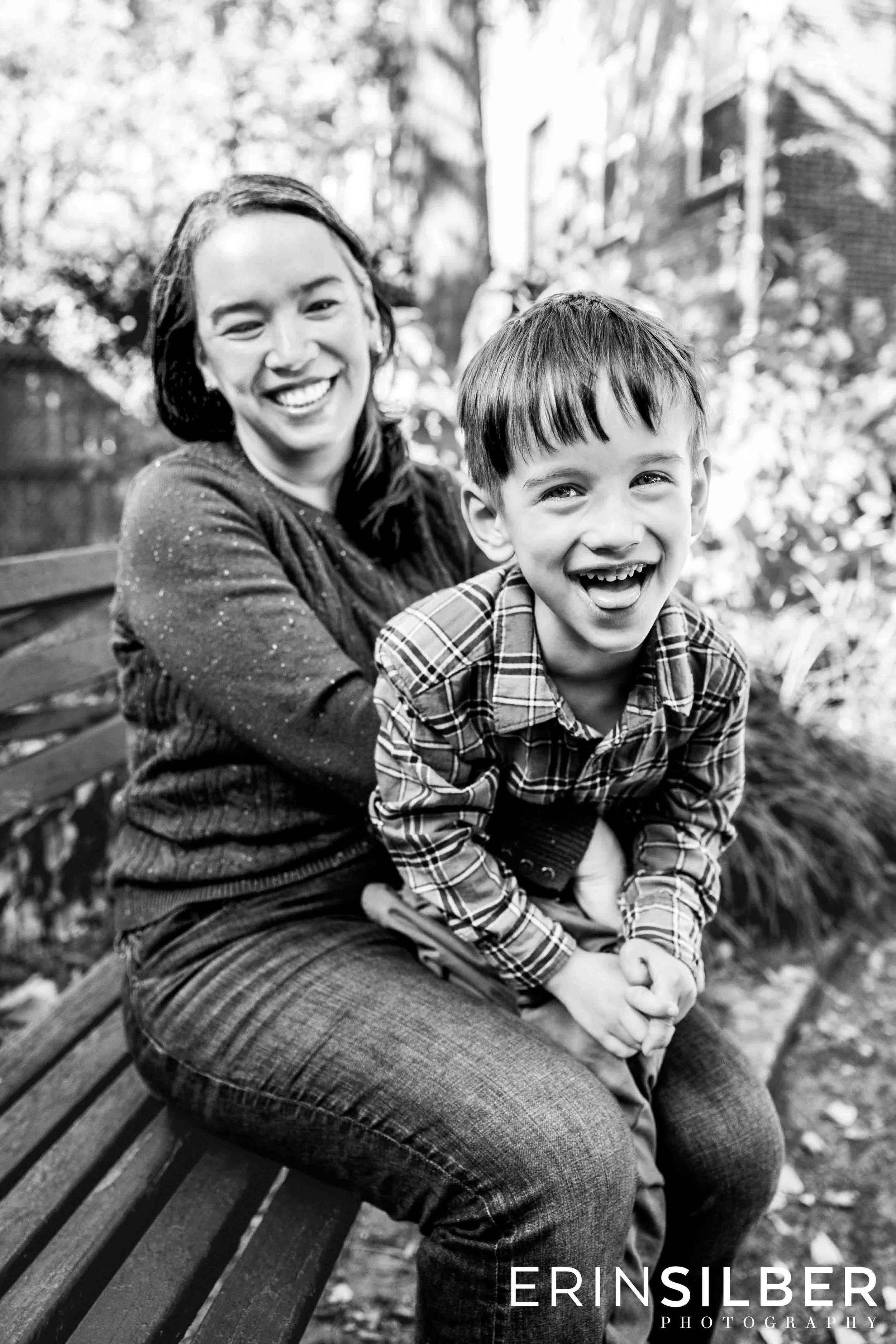 2025Aug_ESP_Family-Portraits_Brooklyn-Heights-15.jpg