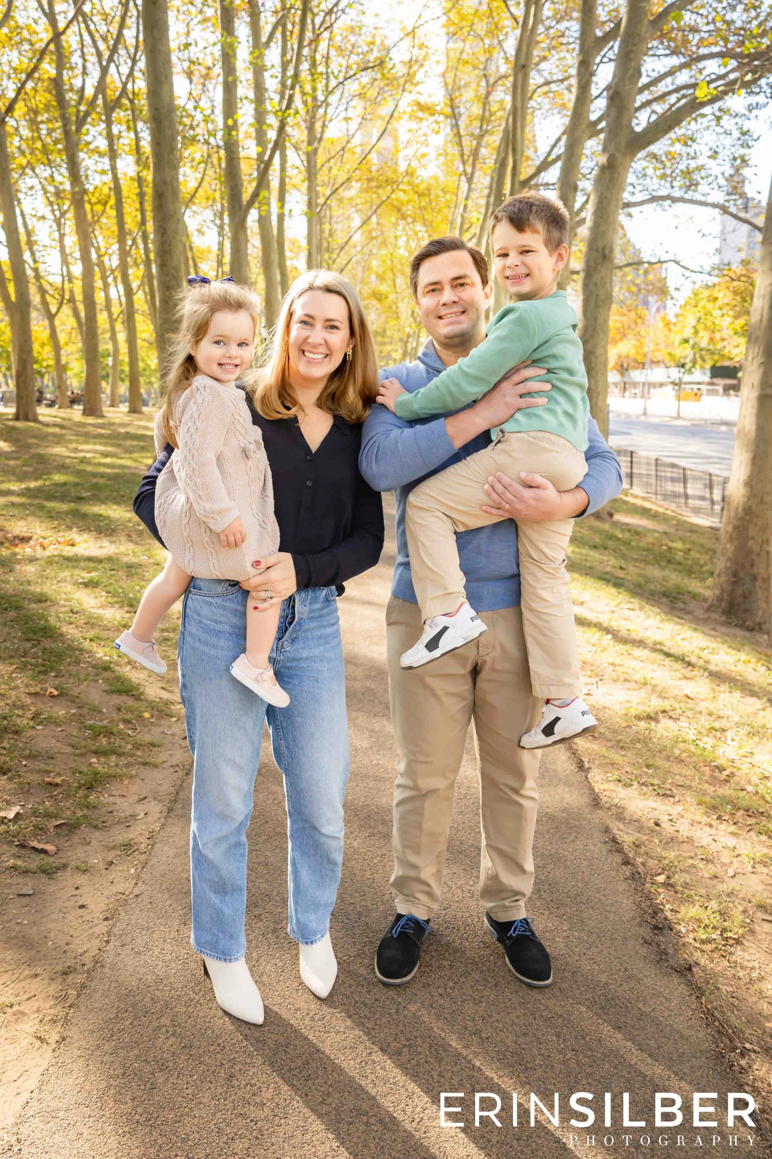 2025Aug_ESP_Family-Portraits_Cadman-Plaza-Brooklyn-10.jpg