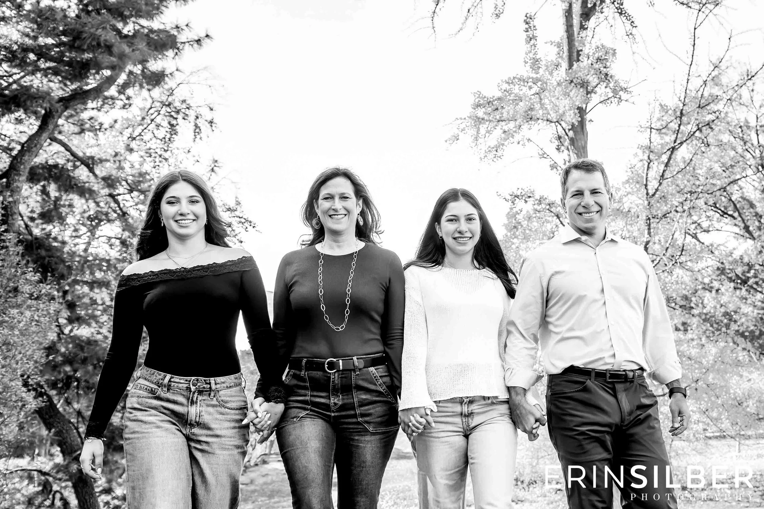 2025Aug_ESP_Family-Portraits_Central-Park-10.jpg