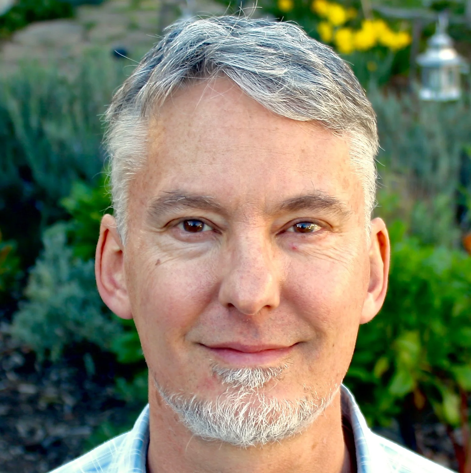 Headshot 1.jpg
