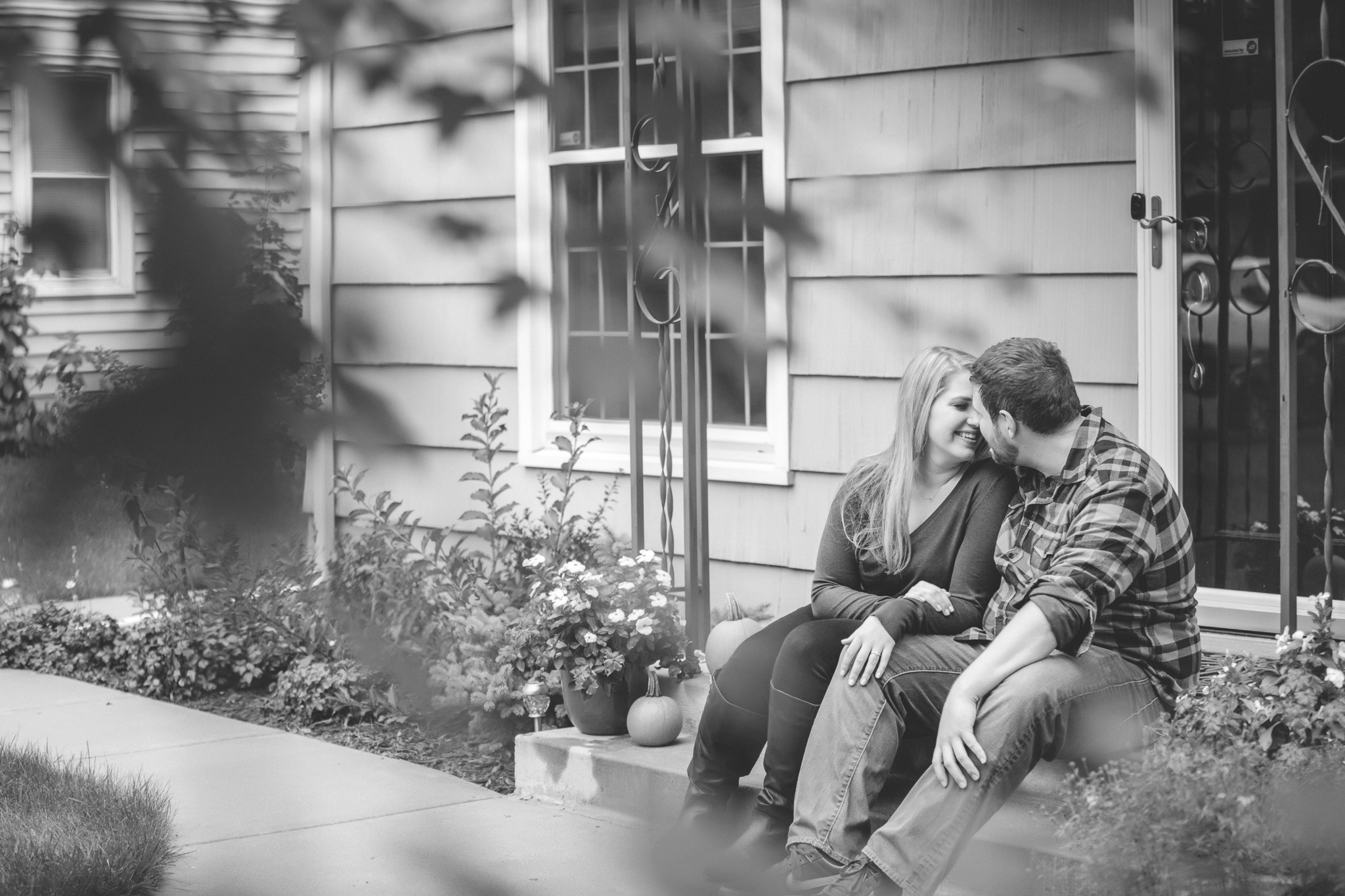 south minneapolis engagement session-3.jpg