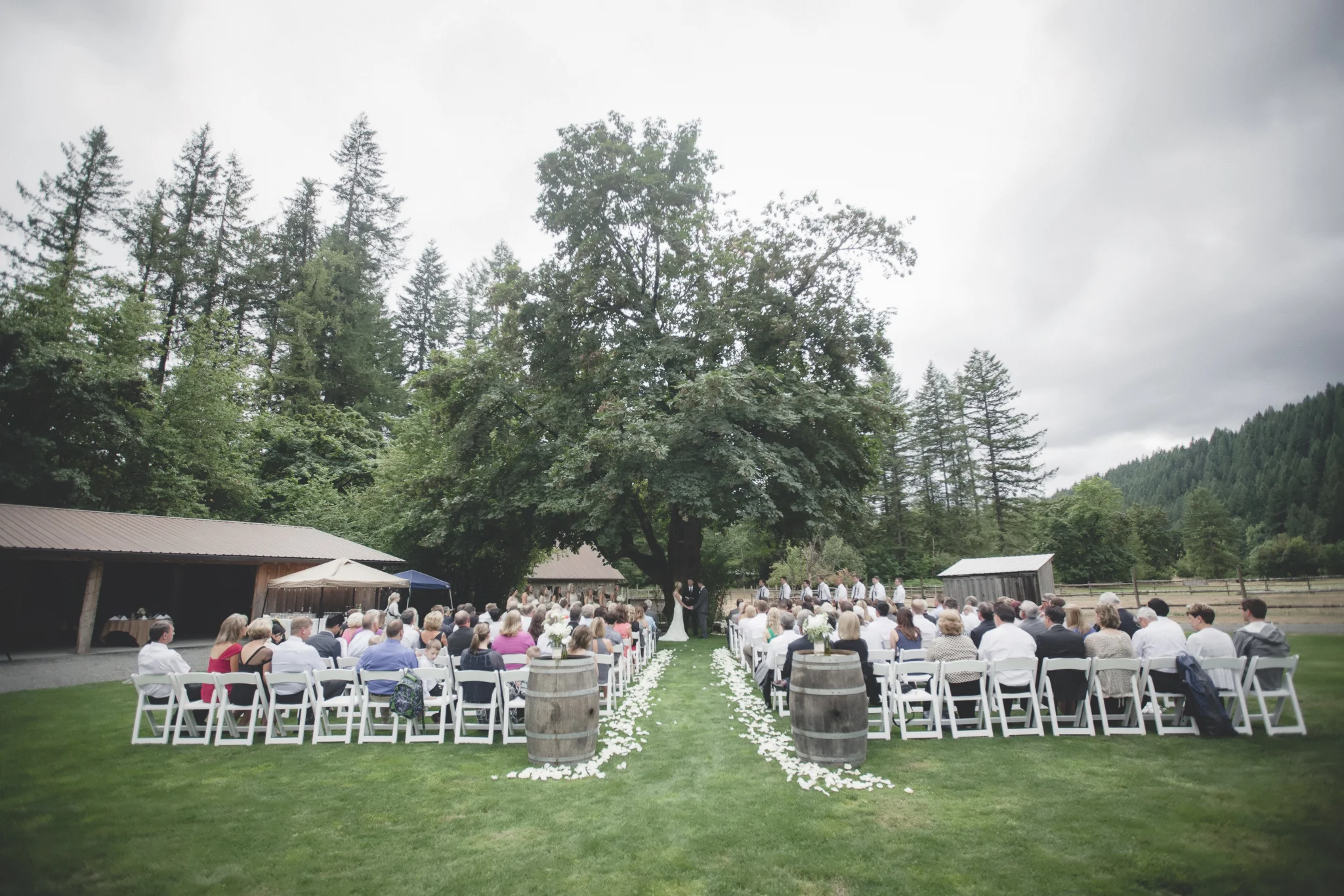 pomeroy farm portland seattle wedding photographer-25.jpg