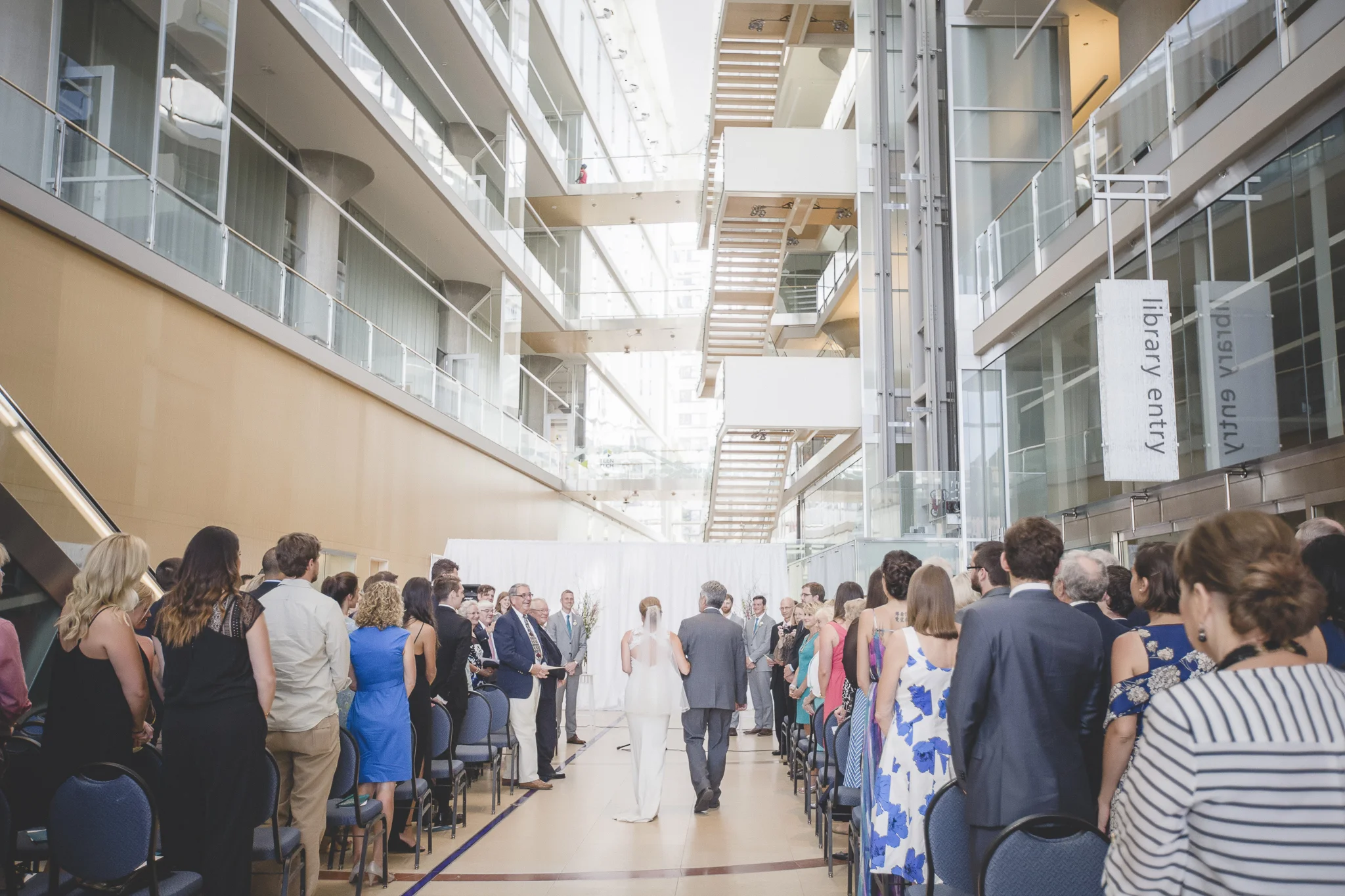 minneapolis central library mintahoe wedding photography-36.jpg