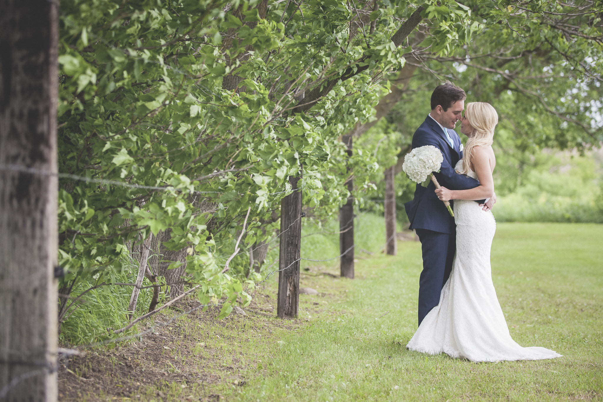 family farm minnesota wedding photography-11.jpg