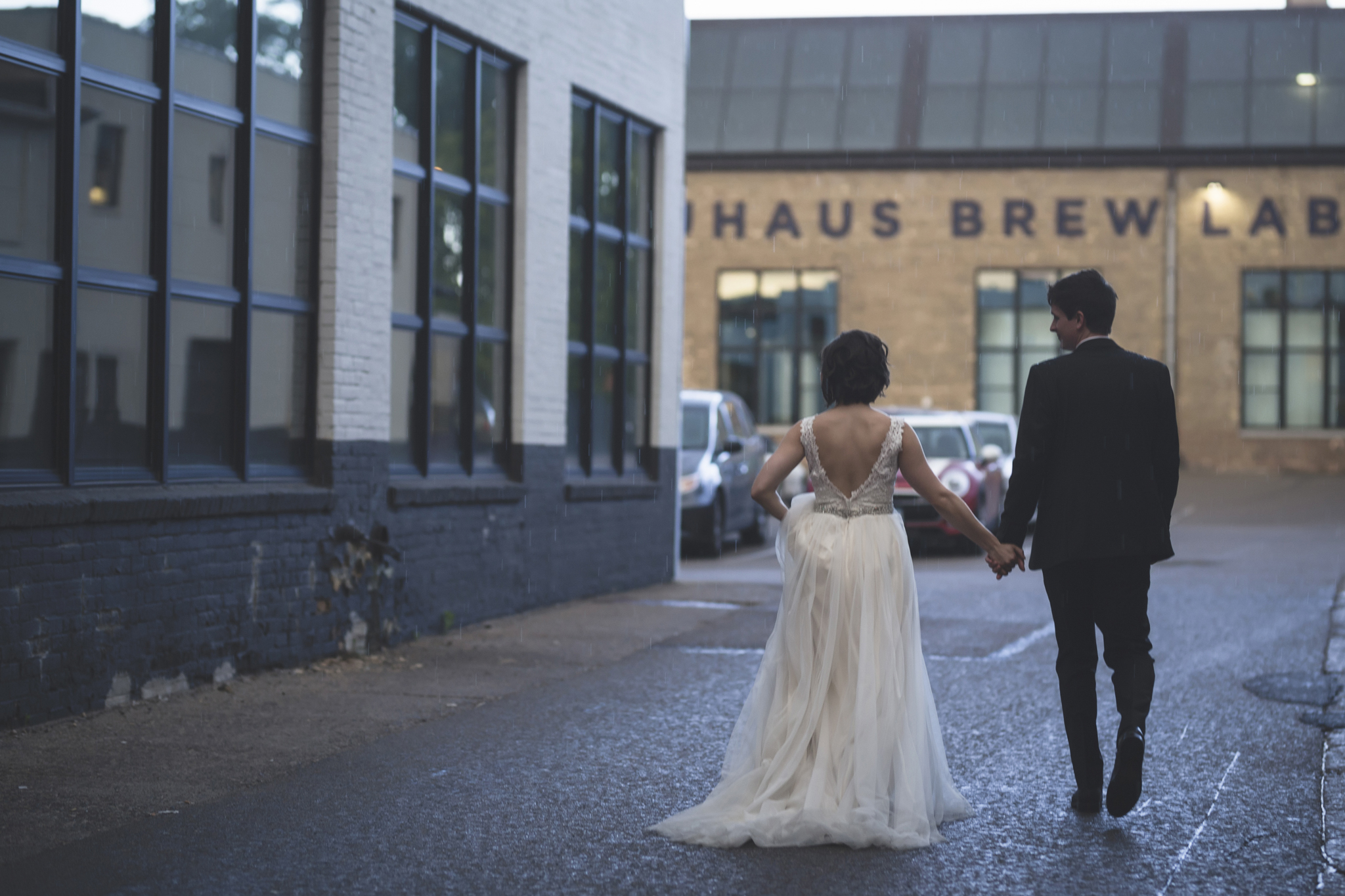 132 bauhaus brewery northeast minneapolis wedding photographer.jpg