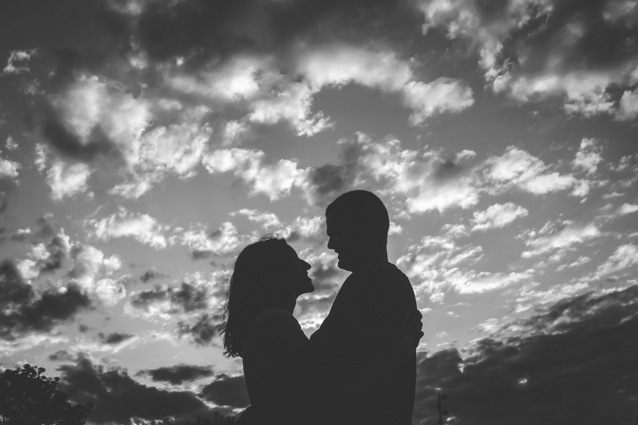 minneapolis black and white engagement session-37.jpg