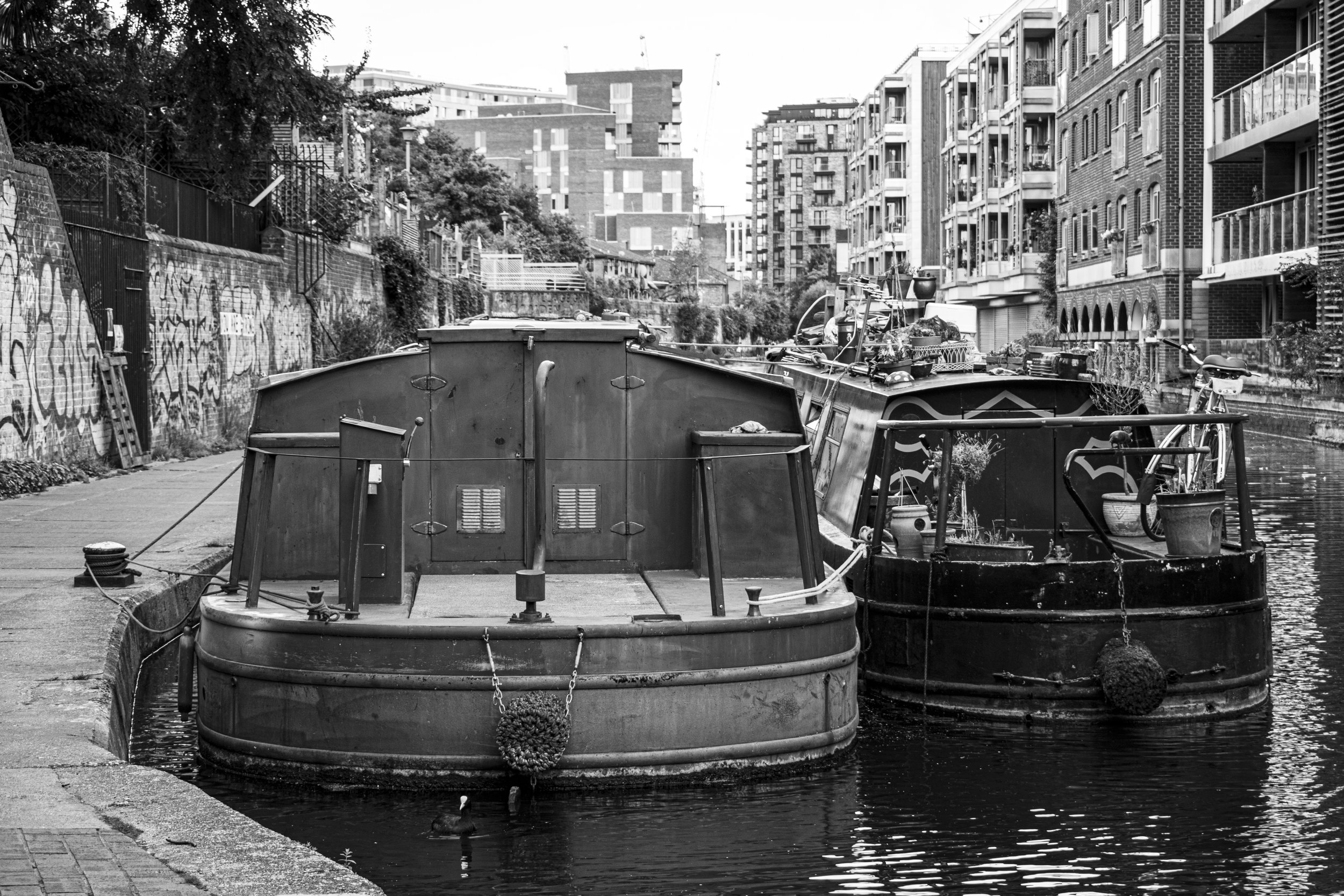 camden-lock-canal boats-bnw.jpg