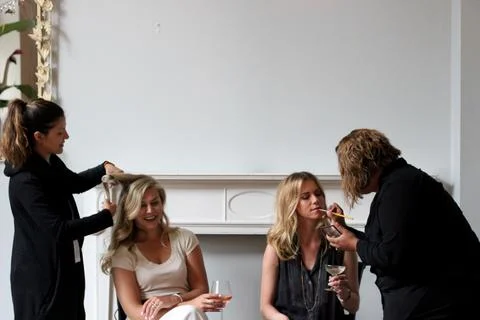 20% Tips-y: Chicago's BYOB Salons and Beauty Bars