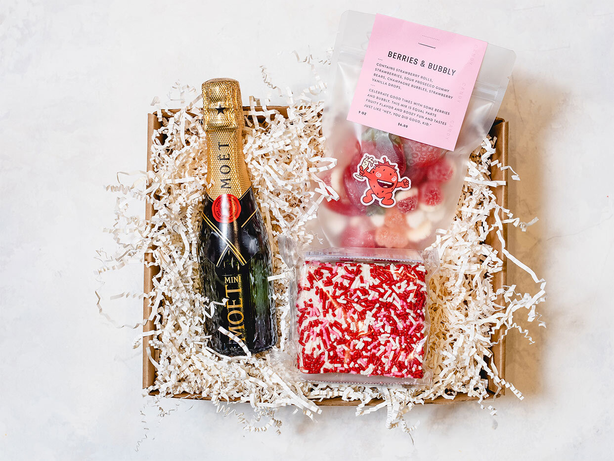 Bubbles and Sweets Valentine's Day Gift Set