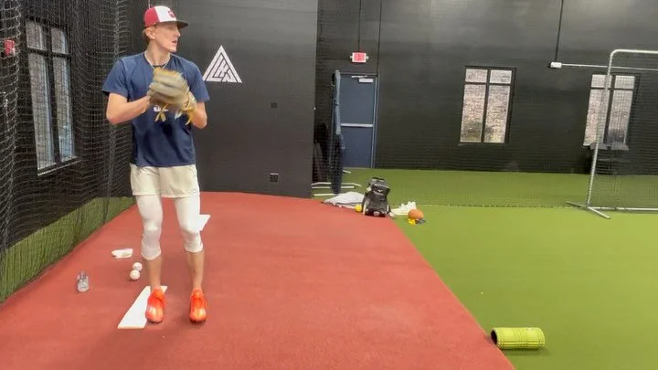 🚨🔥22 Scouts. 3 GM&rsquo;s. 1 Prospect.🔥🚨

Showin out! Check out this clip from Tyler Baird&rsquo;s recent MLB showcase! All eyes on @tyler.baird.11 ! 👀💯💪 

#baseball #strengthandconditioning #sport #chiropractic #sportsperformance #chiropracto