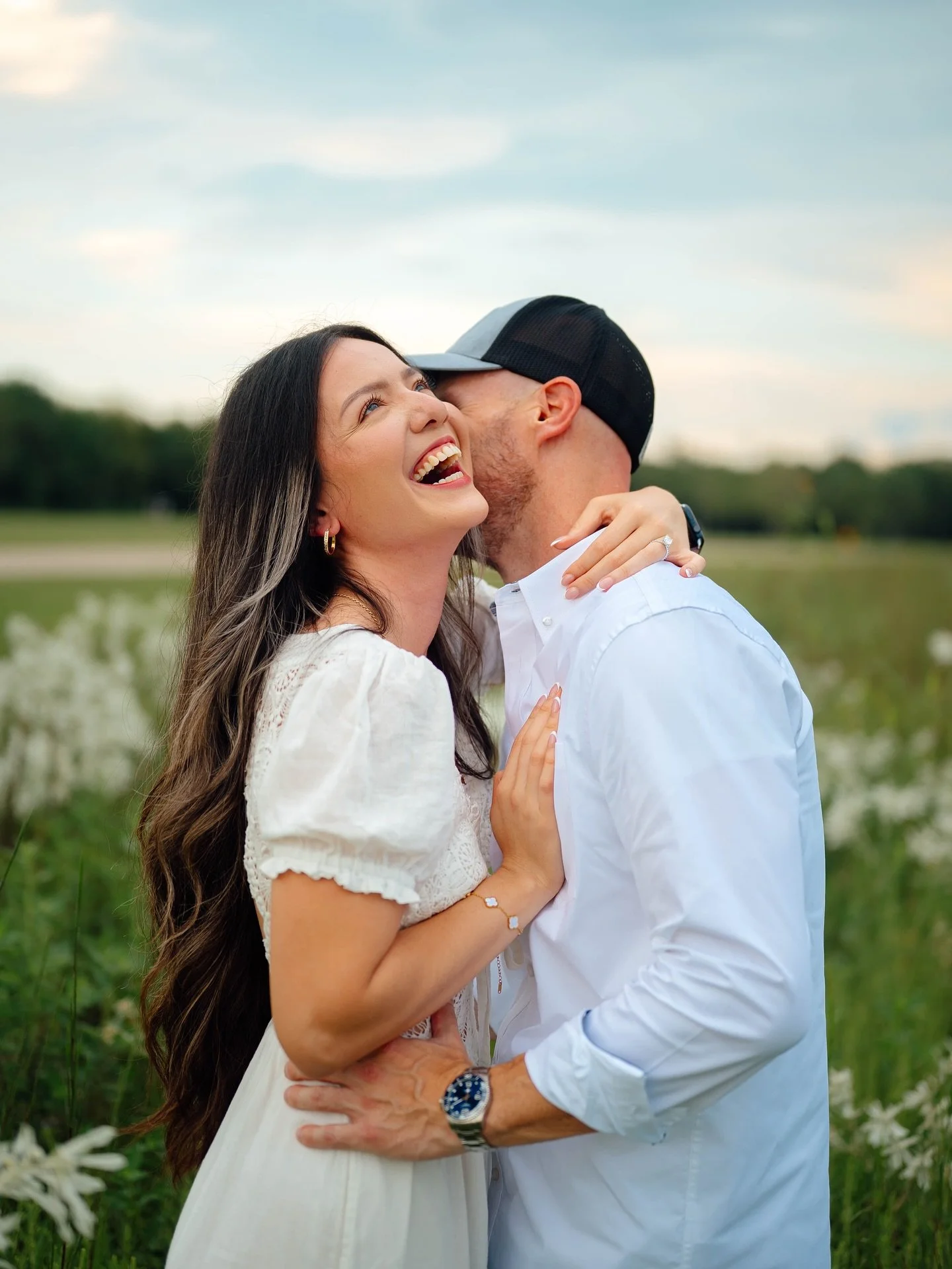 Love always shines through ✨💍 Even a little Webster rain couldn&rsquo;t stop these two from bringing the magic. We cannot WAIT for their big day! 🖤

#HoustonEngagementPhotographer #HoustonWeddingPhotographer #EngagementPhotographyHouston #HoustonCo