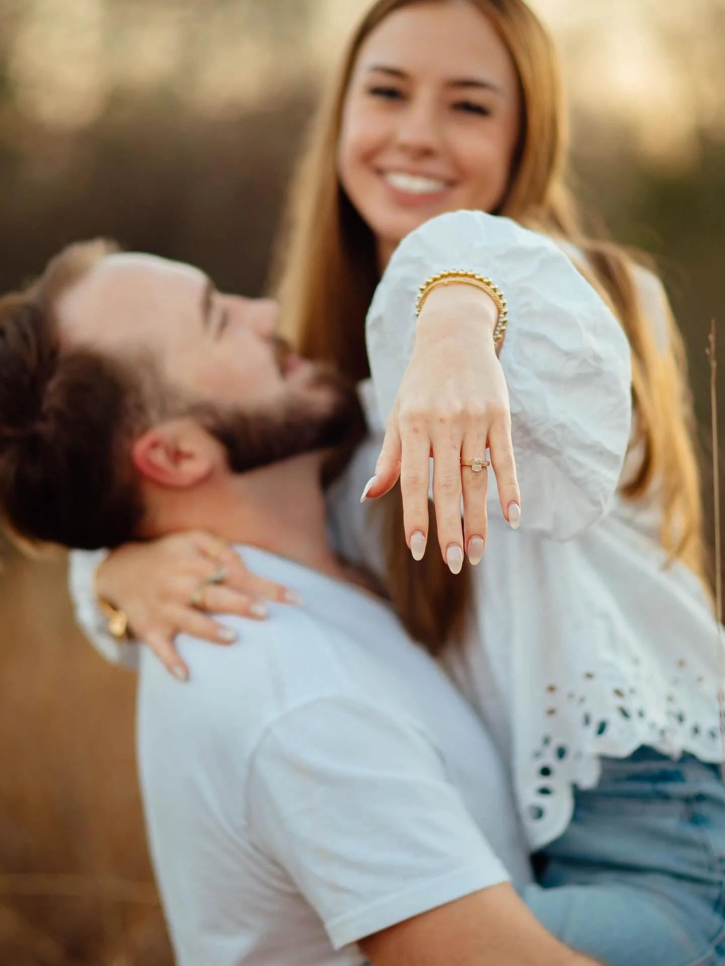 The easiest &ldquo;Yes&rdquo; ever 💍

#HoustonEngagementPhotographer #HoustonCouples #HoustonWeddingPhotographer

📍 JMG Photography | Capturing engagement sessions and wedding stories across Houston &amp; surrounding areas. At JMG, we feel that lif