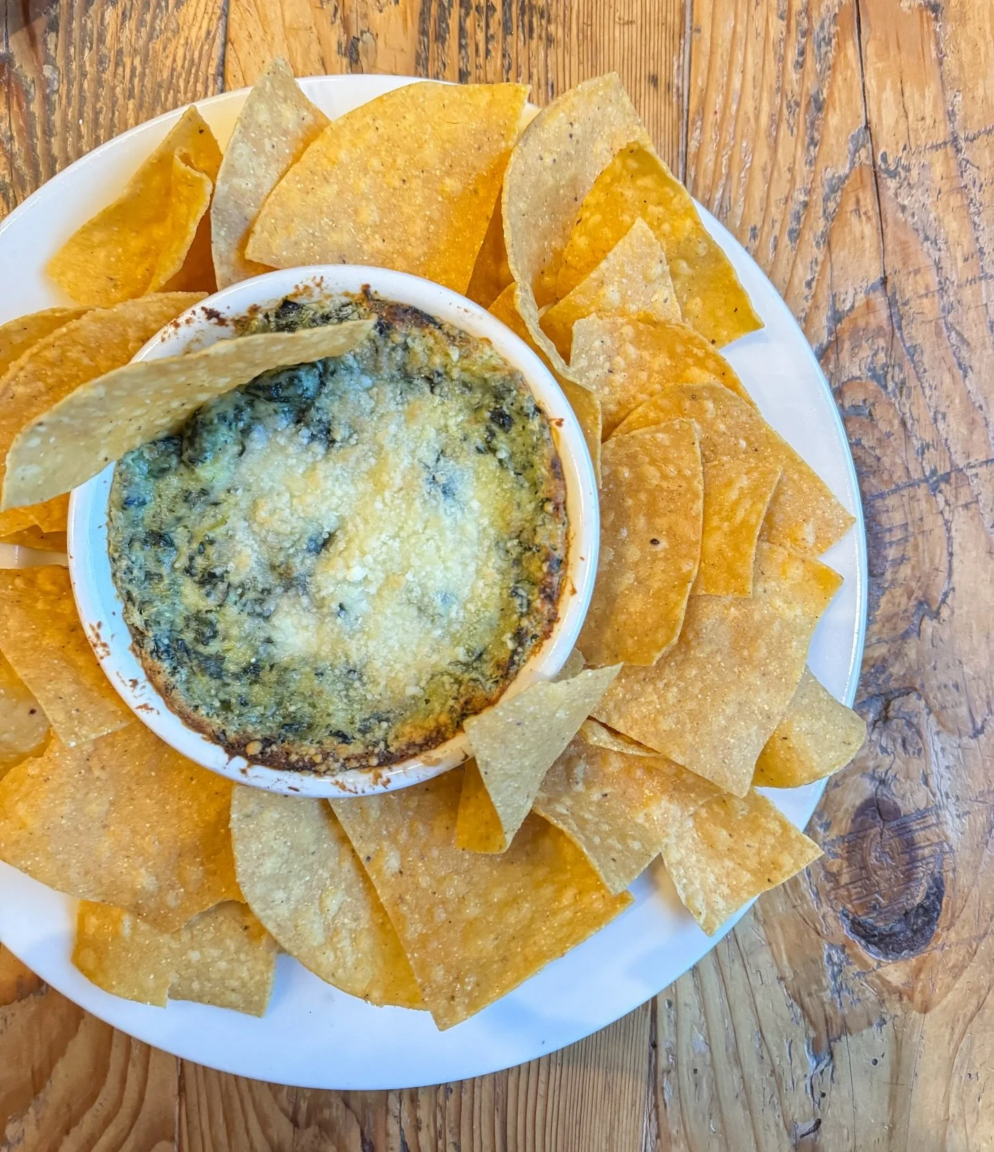 Another one of our favorite game (night) dips 🤗 PATS VS JETS @ 8:15PM 🏈 screen down, sound on 🙌🏼