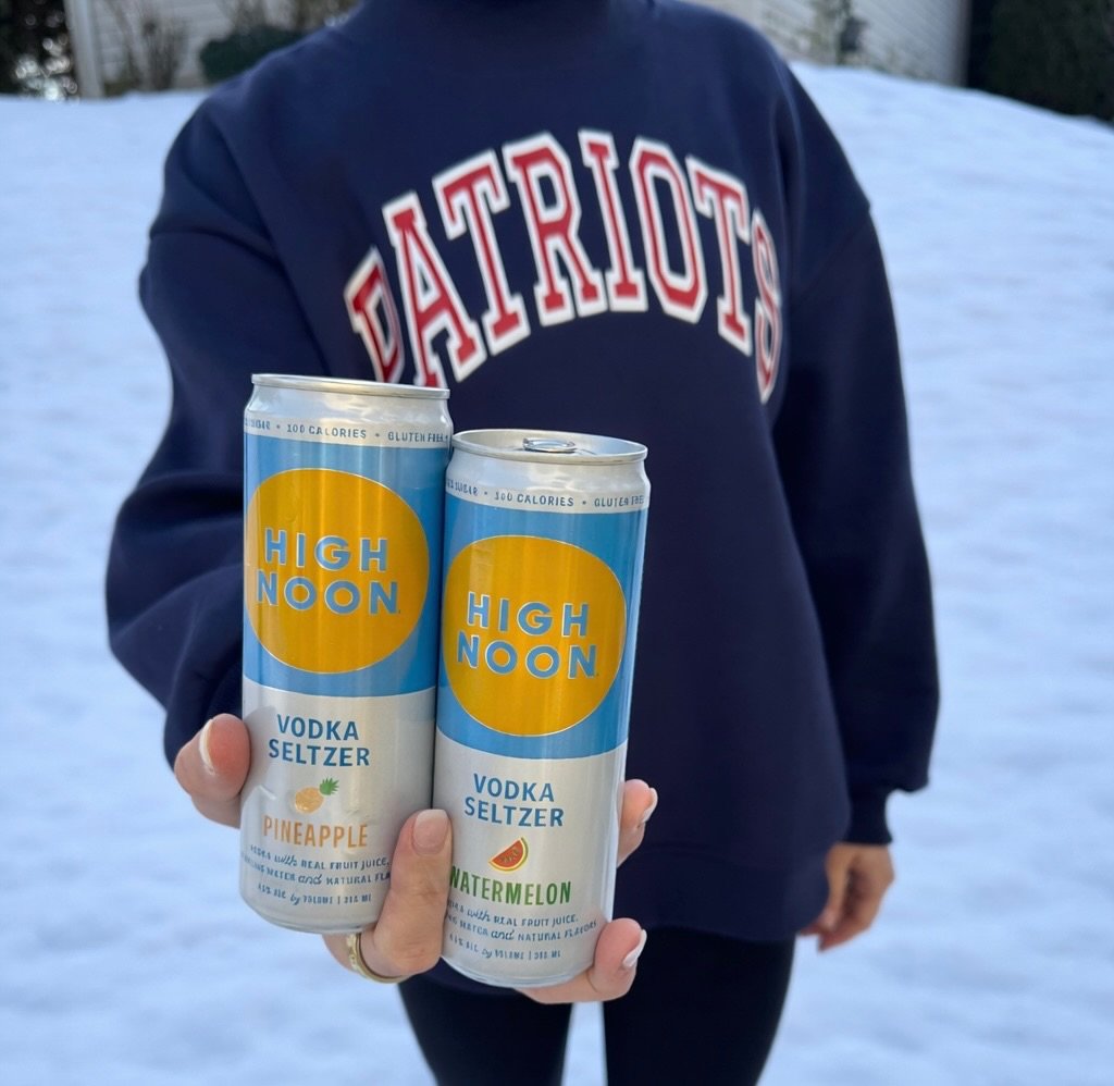 TODAY&rsquo;S FORECAST: Snowy with a chance of WIN 🏈 PATS VS BRONCOS @ 3:00PM 🙌🏼 

OPEN &lsquo;TIL CLOSE - TOMORROW @ 12PM ❄️