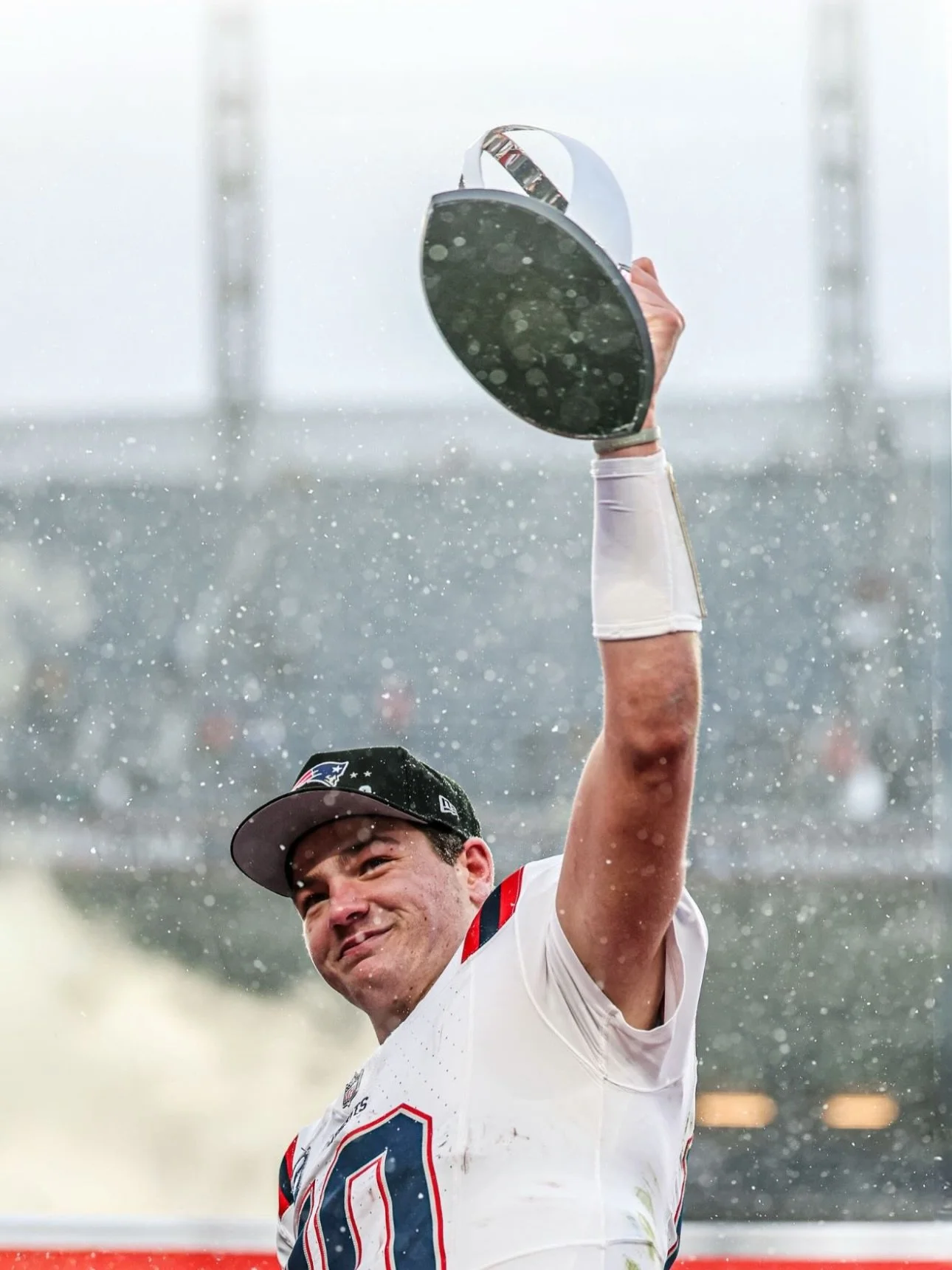 That feeling when the Super Bowl party has catering from Brick &amp; Beam 😮&zwj;💨 SWIPE ➡️ for our catering menu 🙌🏼 Call to order! 617-481-5434