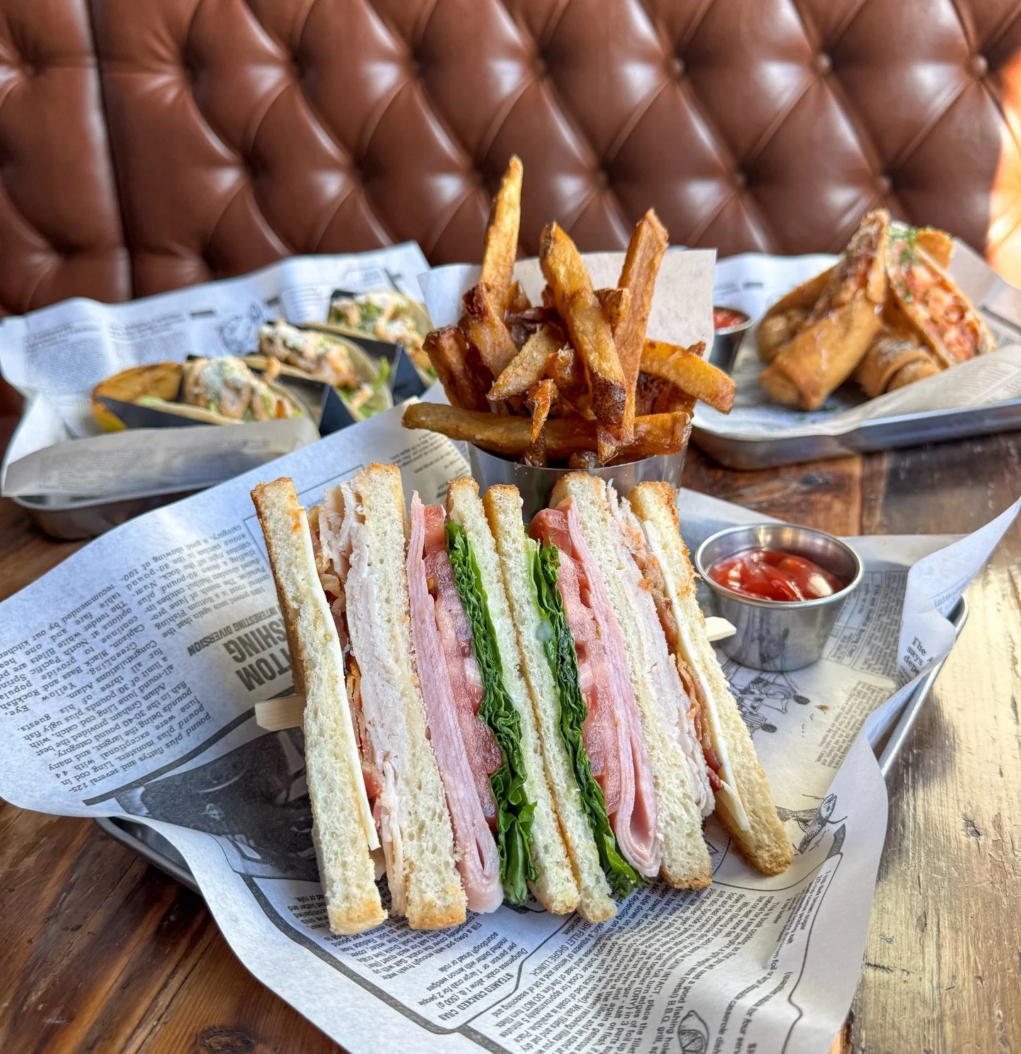 Lunch is served! 😎 Come enjoy this beautiful Sunday with us! ☀️

MASTERS Final Round
Red Sox vs Cardinals @ 2:15PM
Bruins vs Blue Jackets @ 6:00PM
Celtics vs Magic @ 6:00PM