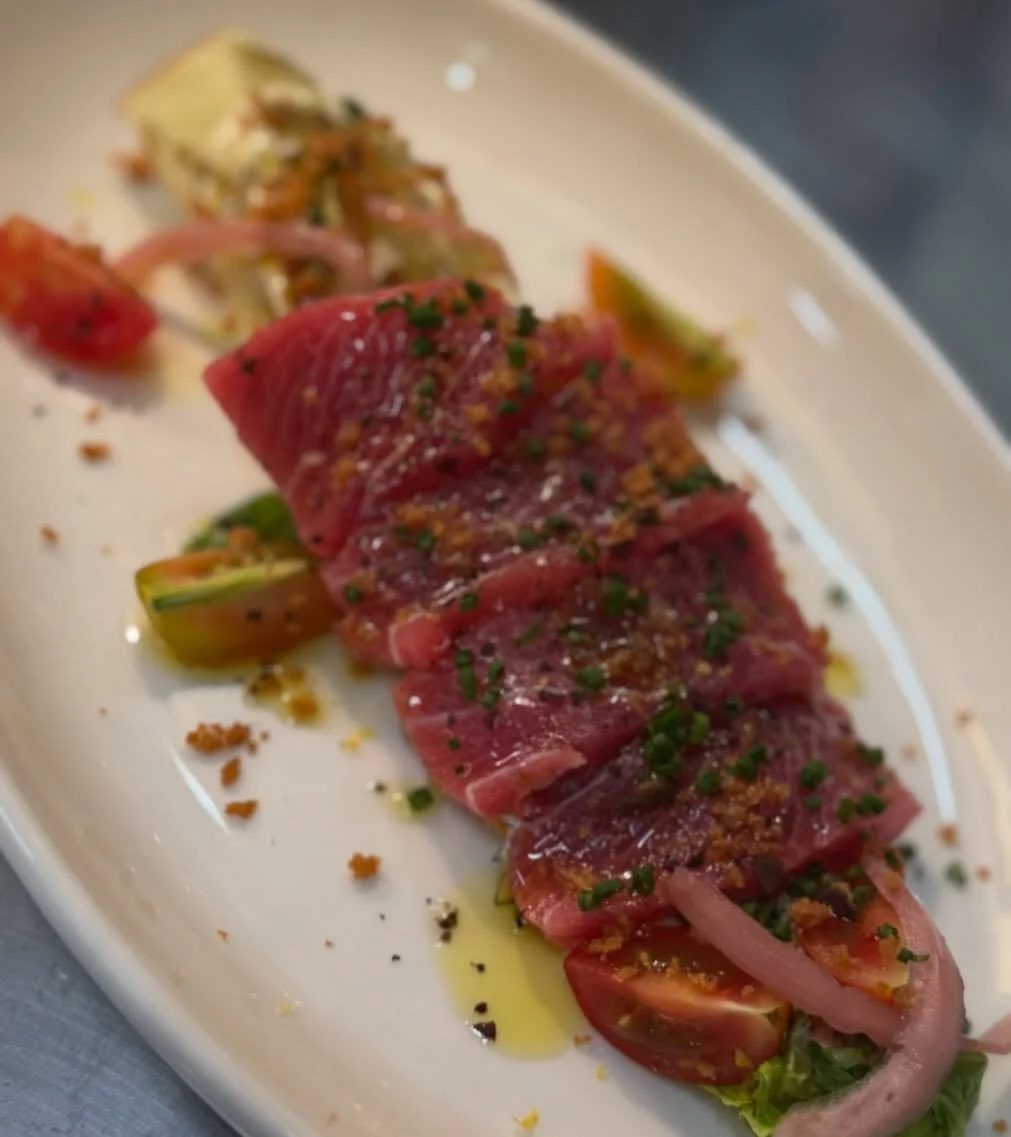 Maine Bluefin Tuna &ldquo;Caesar&rdquo;
charred romaine &bull; anchovy dressing &bull; @dandelionspringfarm tomatoes &bull; pickled red onions &bull; lemon &bull; dulse &bull; brown butter crumbs 
#local #local #tuna #summer #portlandmaine