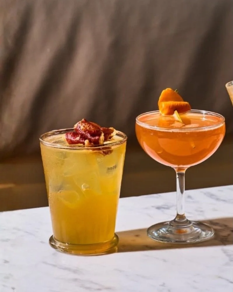 🍸 Come for the cocktails. Stay for the food!

Crispy patatas bravas, savory Spanish ham, juicy burgers, popcorn, incredible cocktails, and so much more. Sounds like the perfect way to spend your afternoon, right?

Whether you&rsquo;re catching up wi