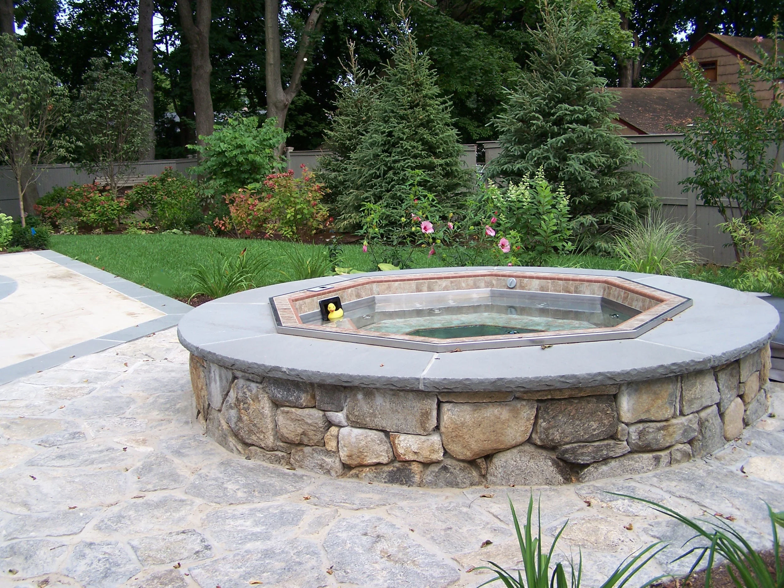 13 Built In Spa.jpg