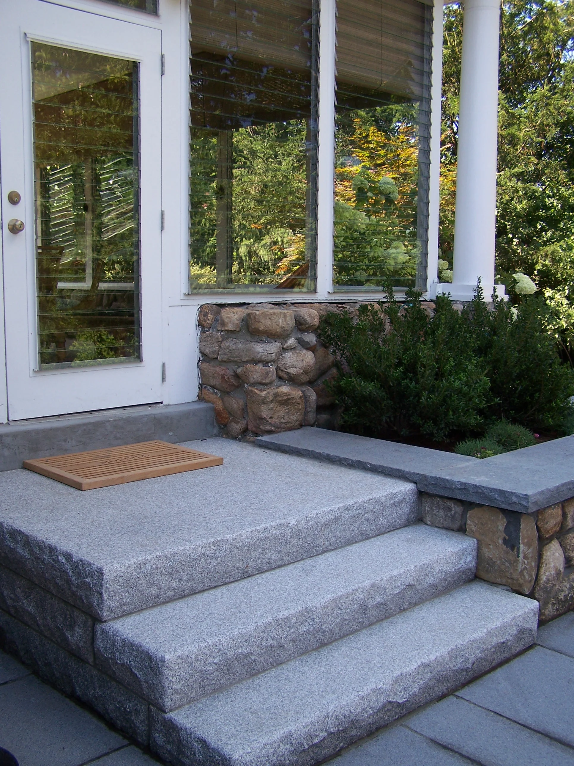 grantie slab steps.JPG