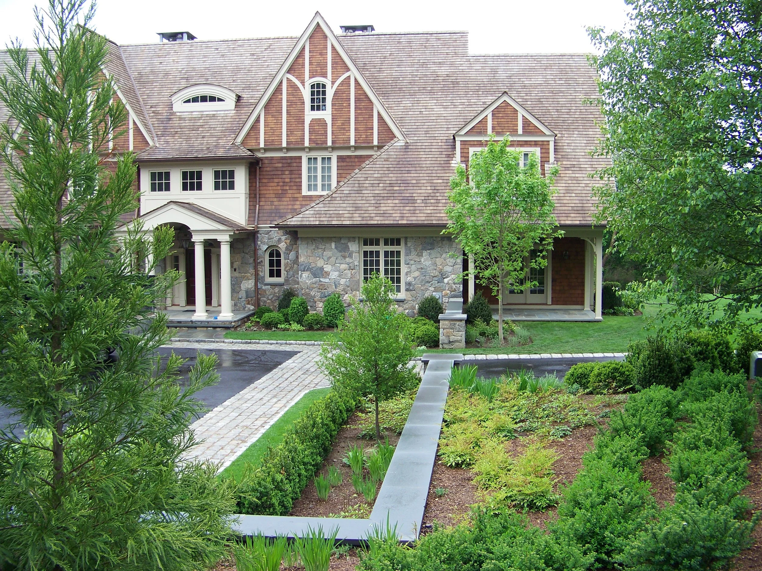 09 entry courtyard.JPG