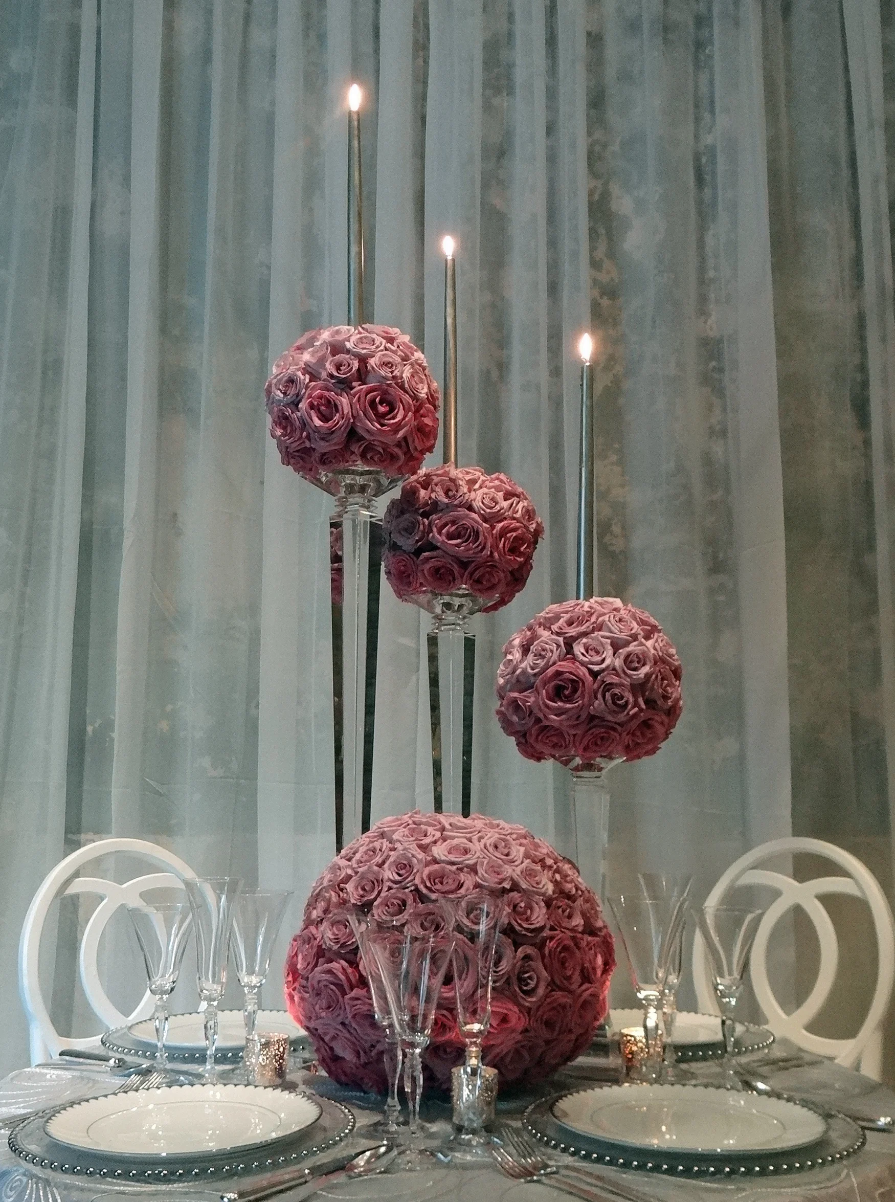 LAVENDER-OMBRE-ROSE-GLOBES-WITH-CRYSTAL-CANDLESTICK resized.jpg