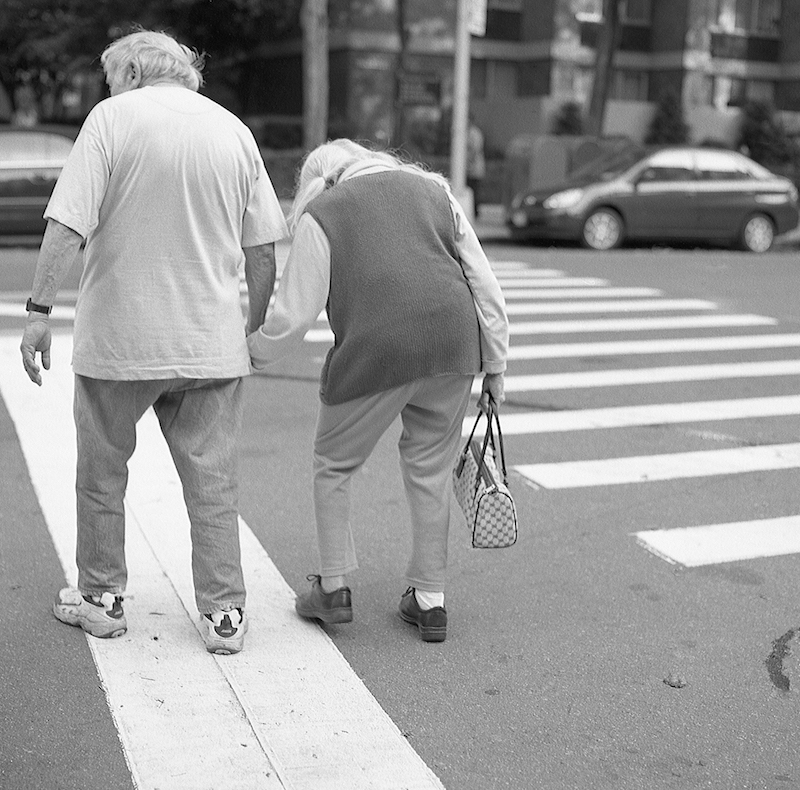 old couple, pearl street, 2015