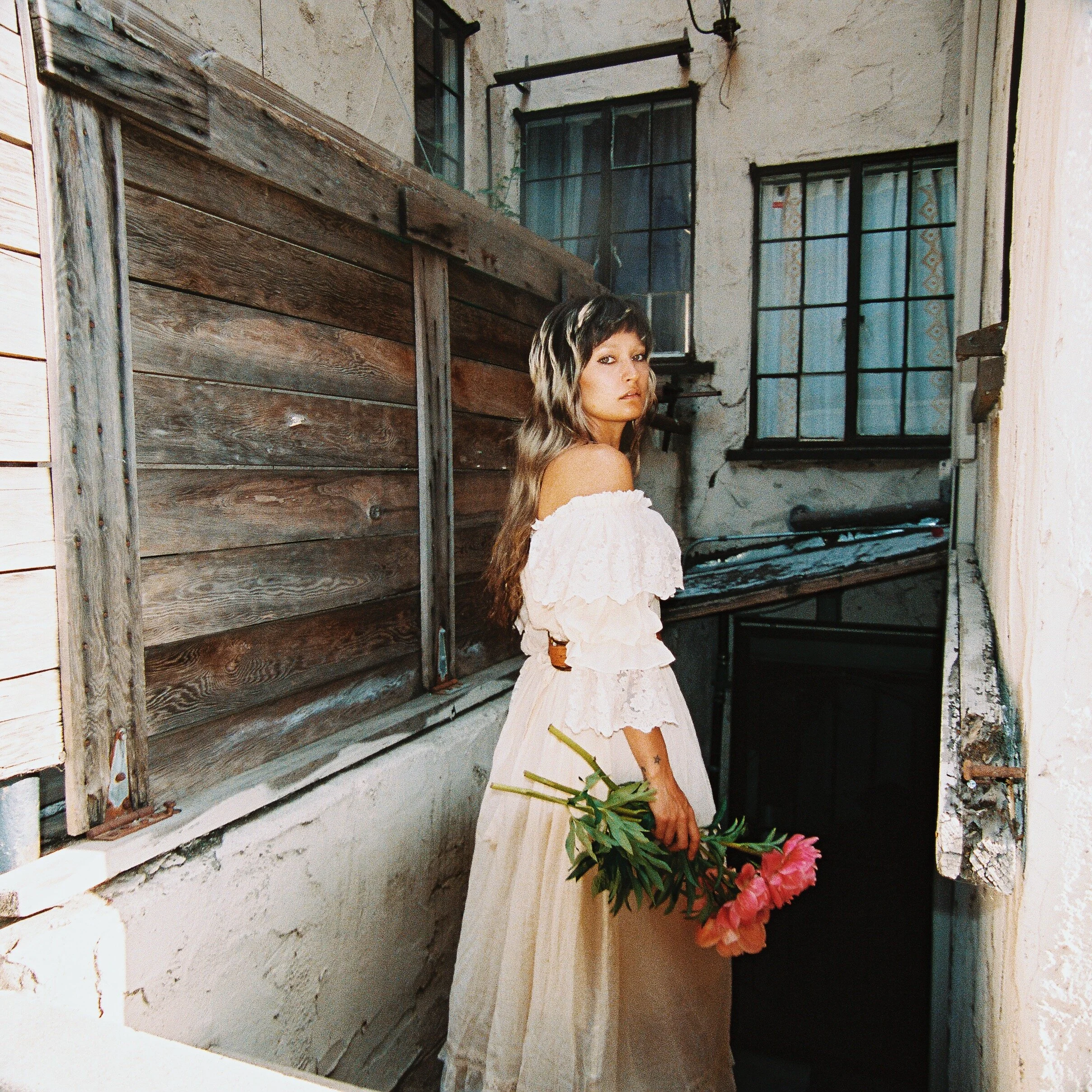 R1-02125-008Aedit 2.jpg