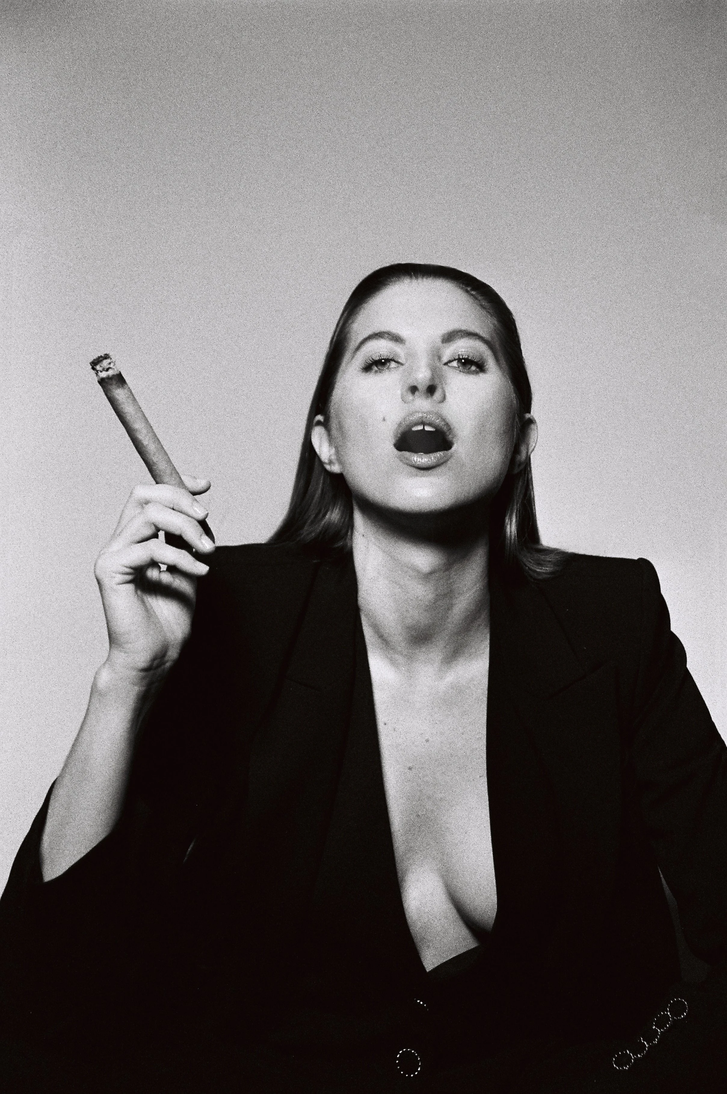 R1-01072-0022 copy.jpg