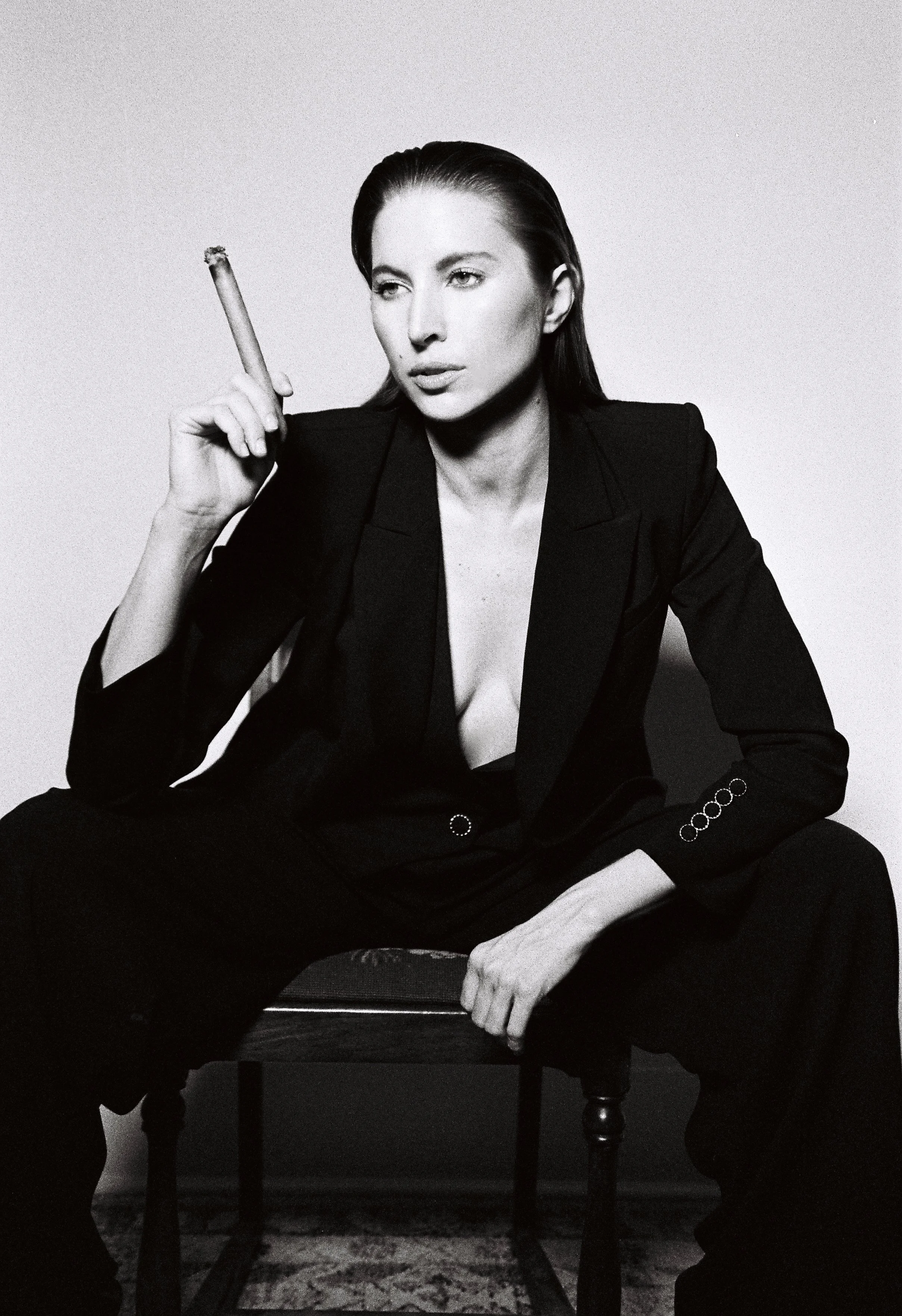 R1-01072-0035 copy.jpg