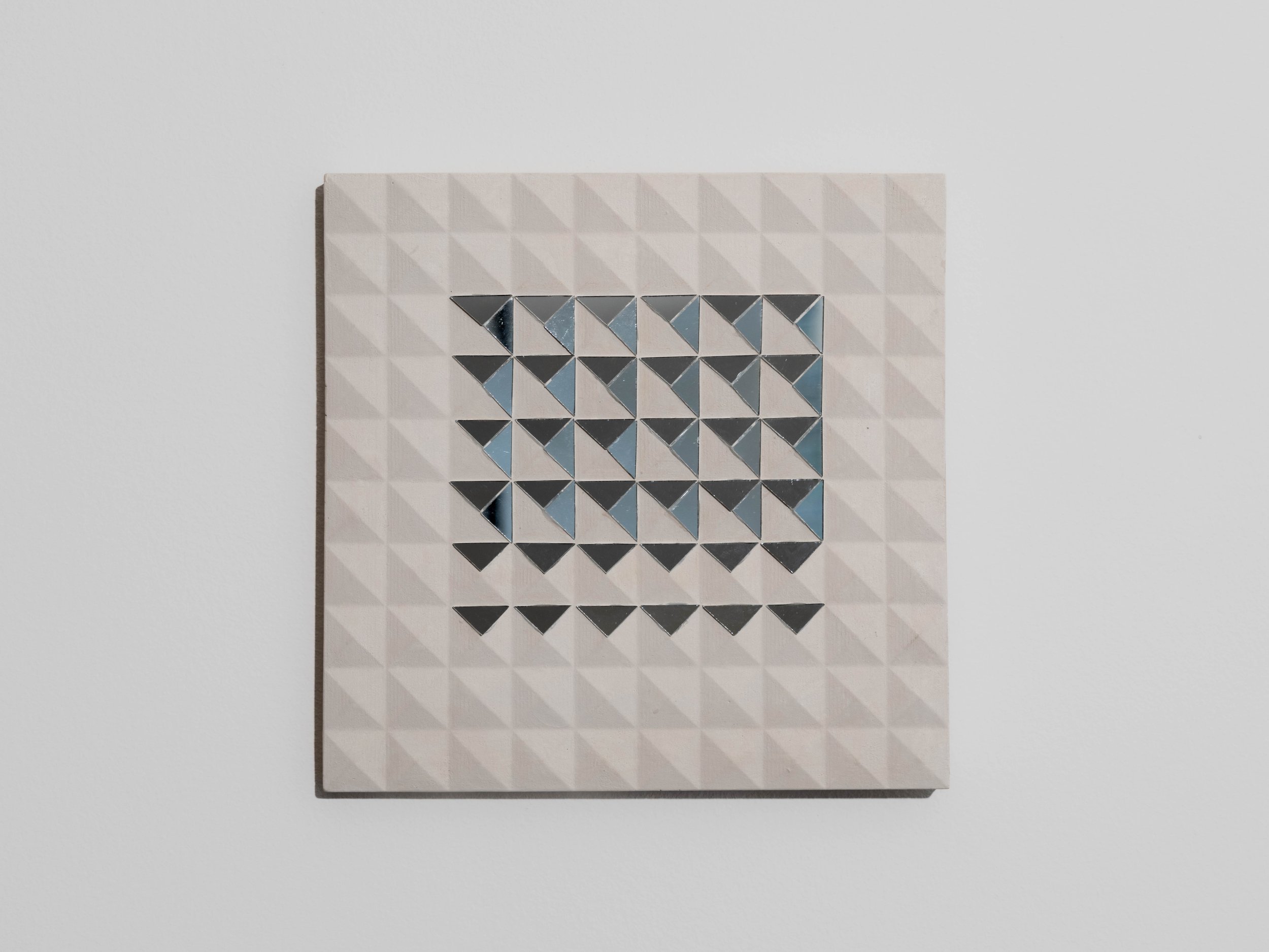 Untitled #4, Mirror on plaster, 2023 – 21x21 cm