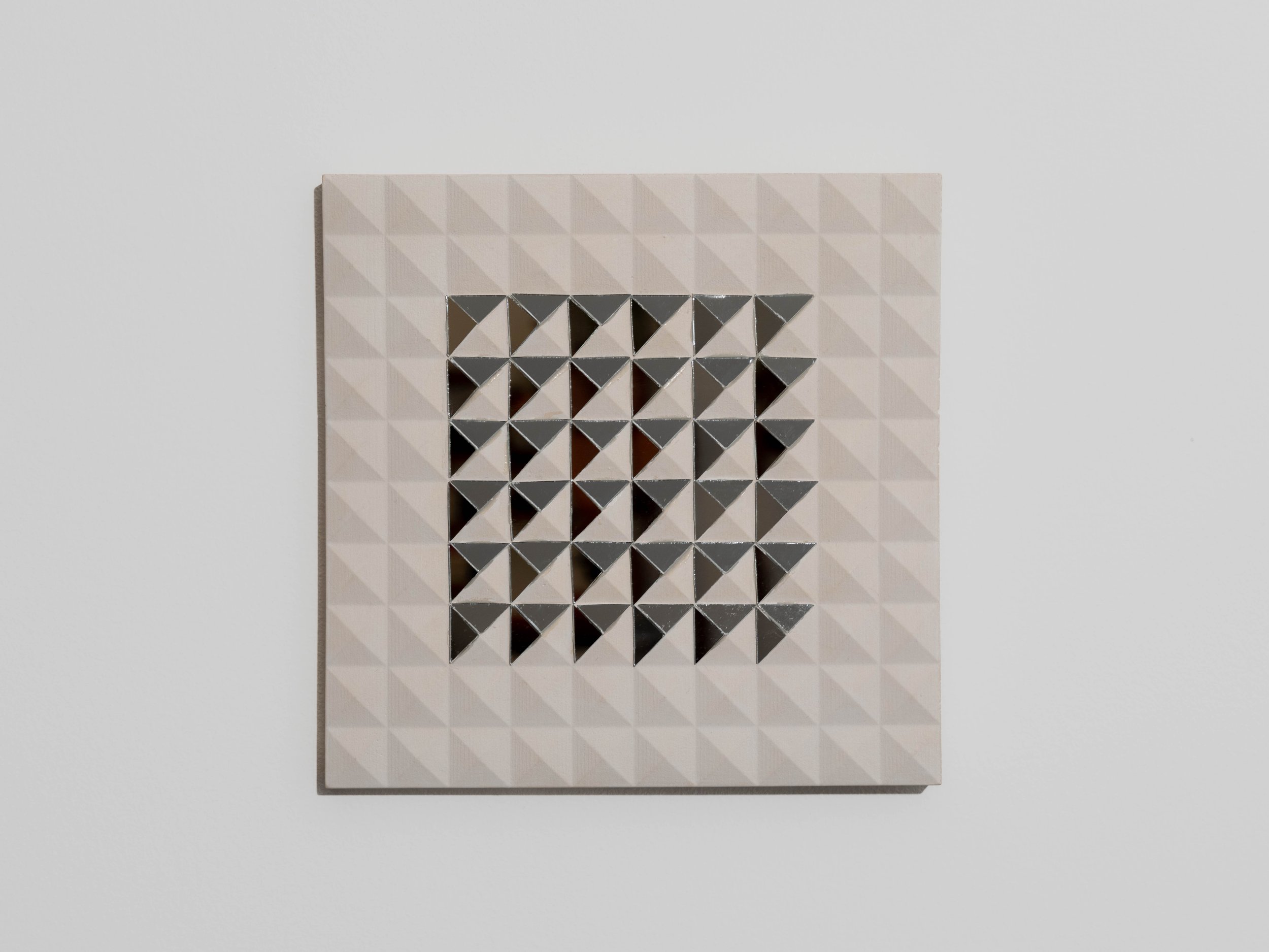 Untitled #6, Mirror on plaster, 2023 – 21x21 cm