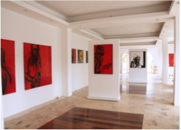 ART CAFÉ Curated by owner Janus Pavluk, this Island Harbour gallery invites you to browse international contemporary art whilst enjoying a light bite. Located in the Coconut Paradise Building.