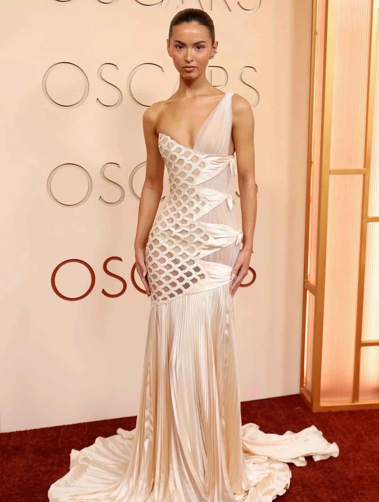 Beca Michie Glowing In Be Bronze For The Oscars
@becamichie ✨

Solution: Elizabeth 14% / 9% worn for 4 hours
Sprayed By Founder Brittney

📸 Getty Imagies