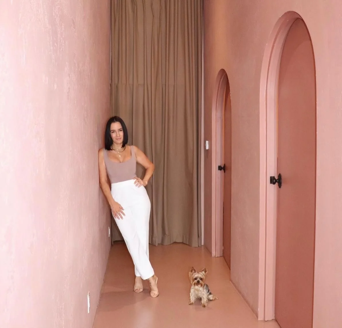 BIEBERCHELLA WEEKEND 2 STORY TIME&hellip;. Bieber loves Polo!  Our Los Angeles location was located directly under a famous dance studio in West Hollywood and Justin loved being greeted by Polo everytime. Enjoy weekend ✌🏼everyone and be safe in the 