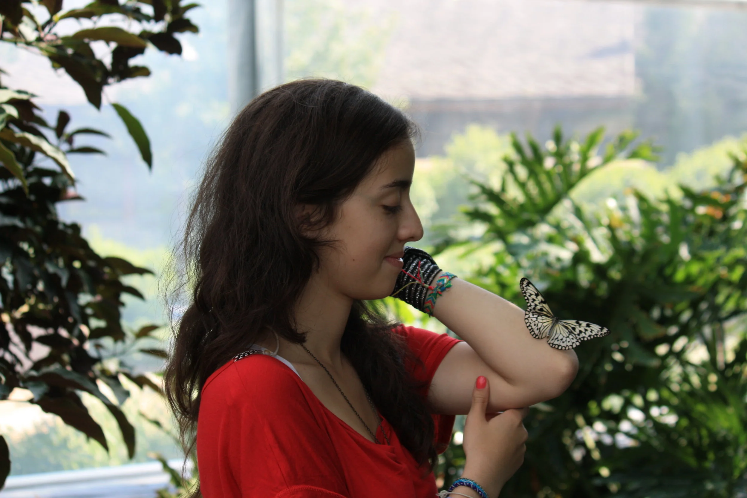 Meet Uncertainty with Synchronicity