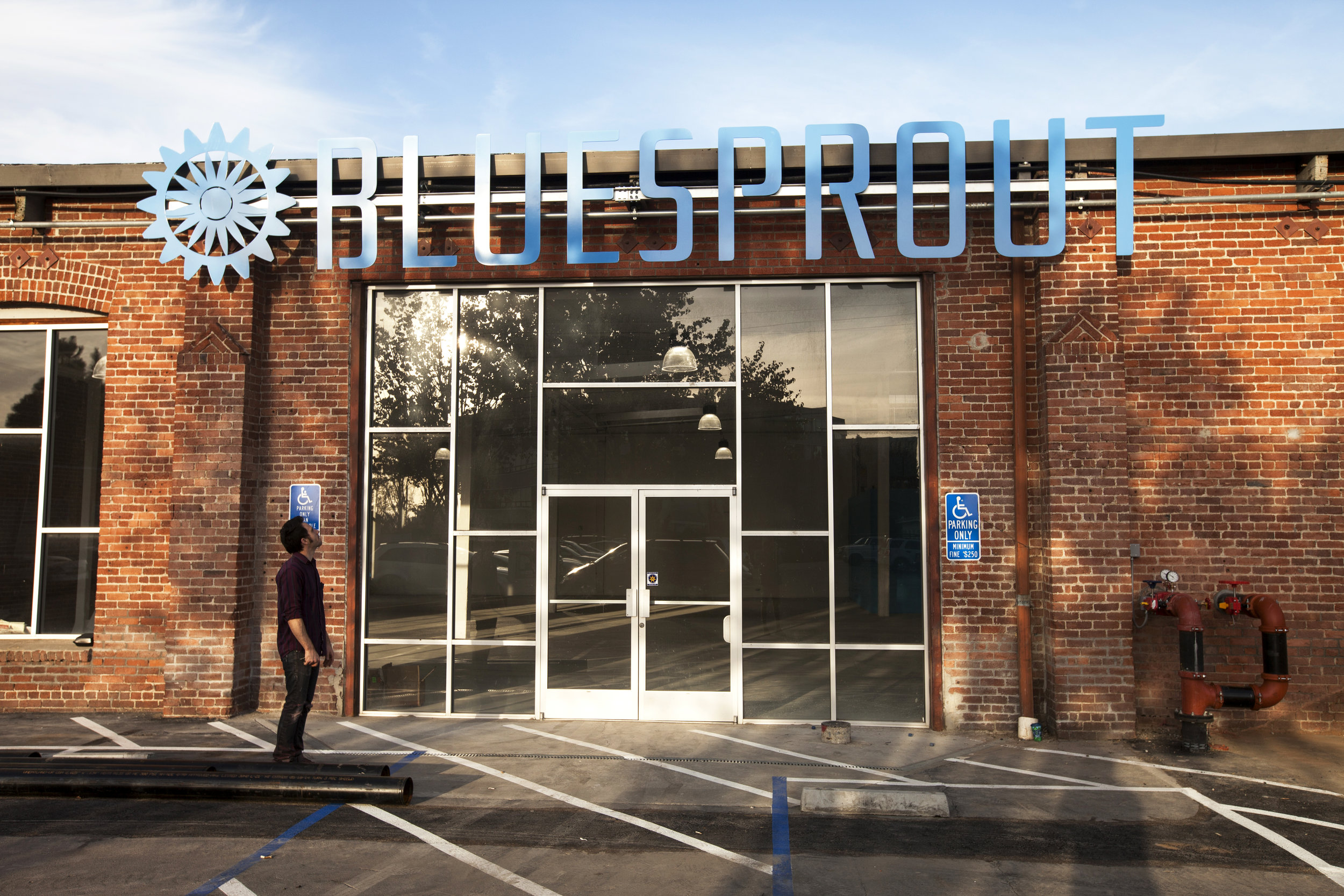 We worked closely with the Blue Sprout team and were asked to be one of its co-founders. We were lead architect, interior designer, and shop layout designers.