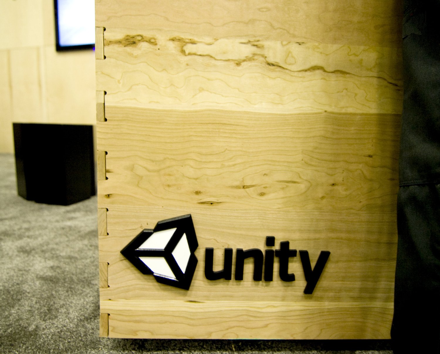 Sustainable wood trade show booth for Unity — BWC