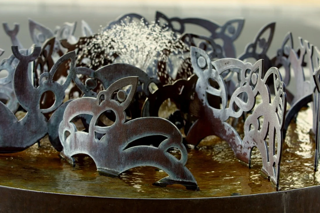 The Haukunui Sculpture by Jacob Scott, Ricks Terstappen and William Jameson